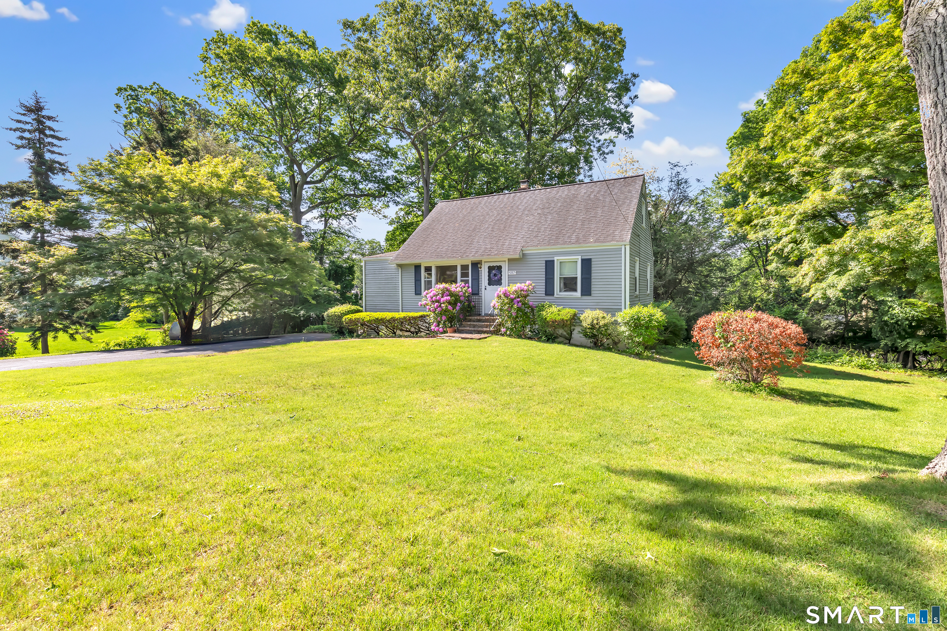 36 Romanock Place
