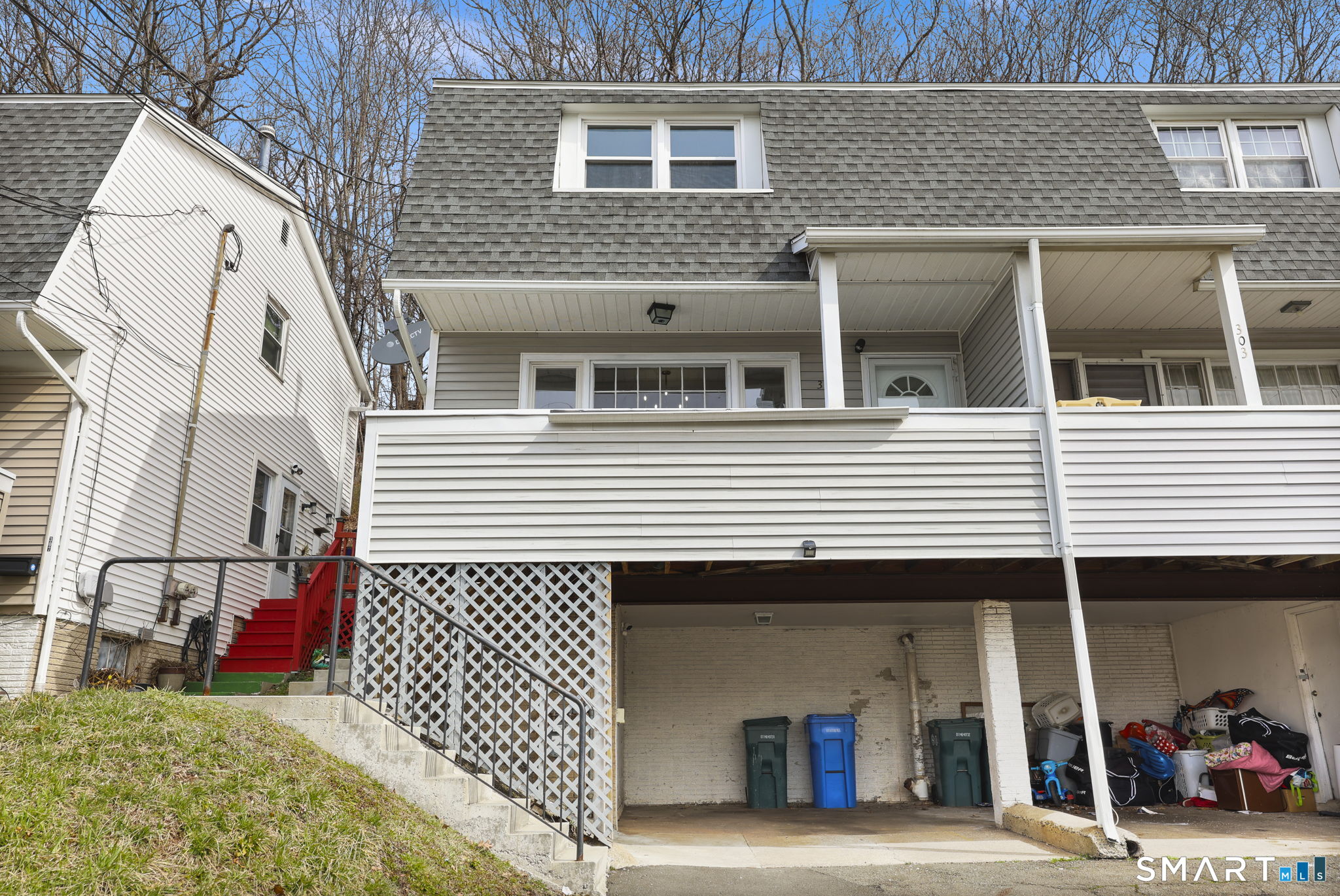 305 Mill Rock Road 305