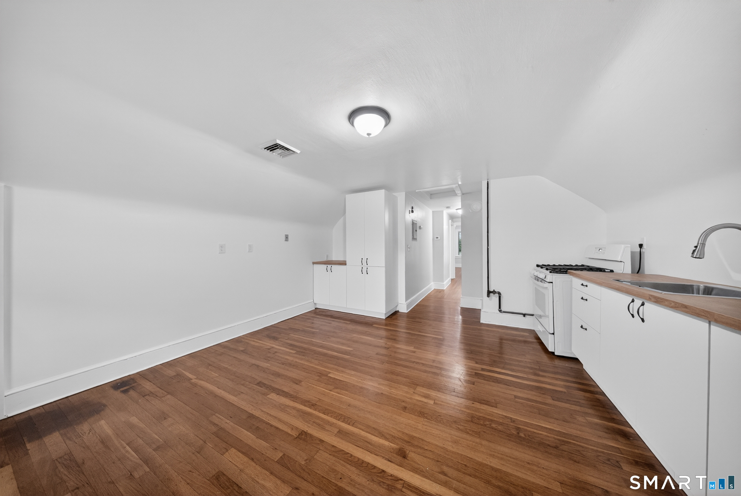 260 North Main Street 3