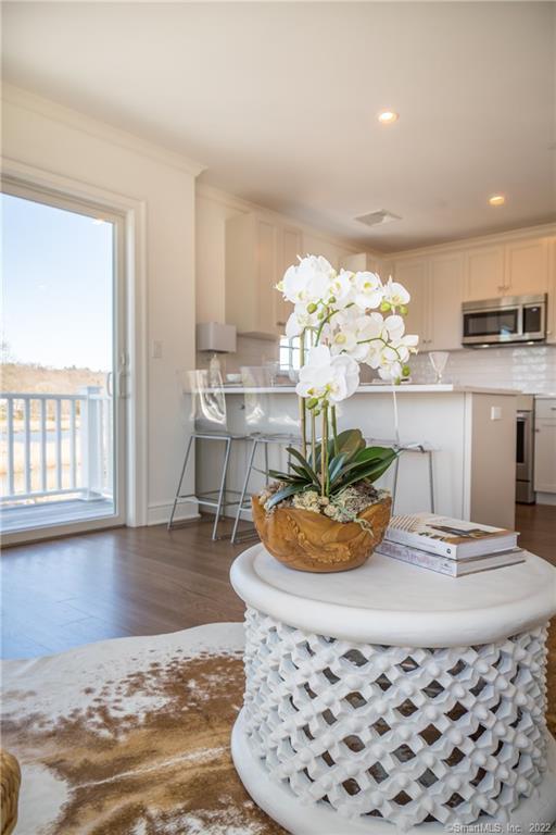 201 Main Street 302