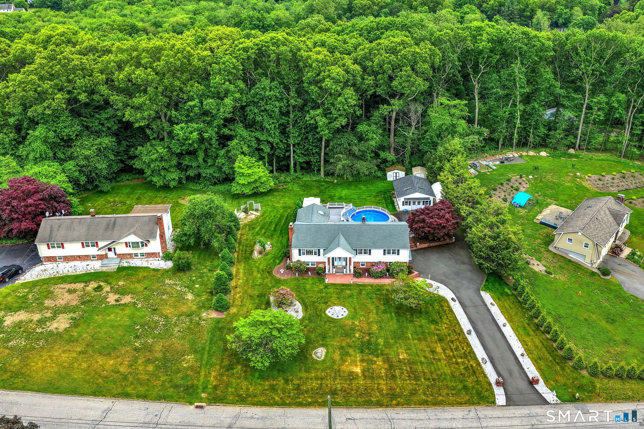 106 Greenwood Lane