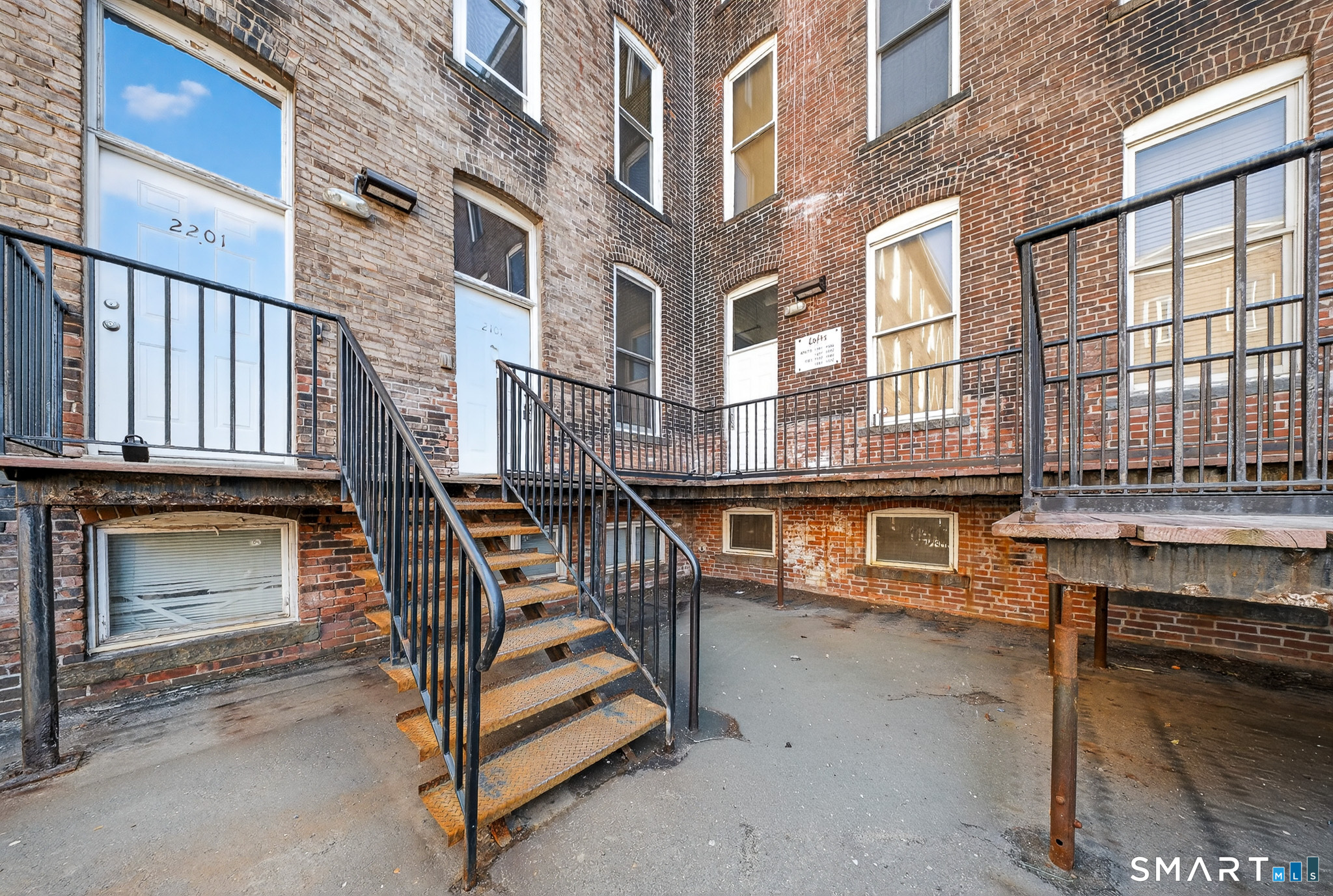 325 Lafayette Street 1103