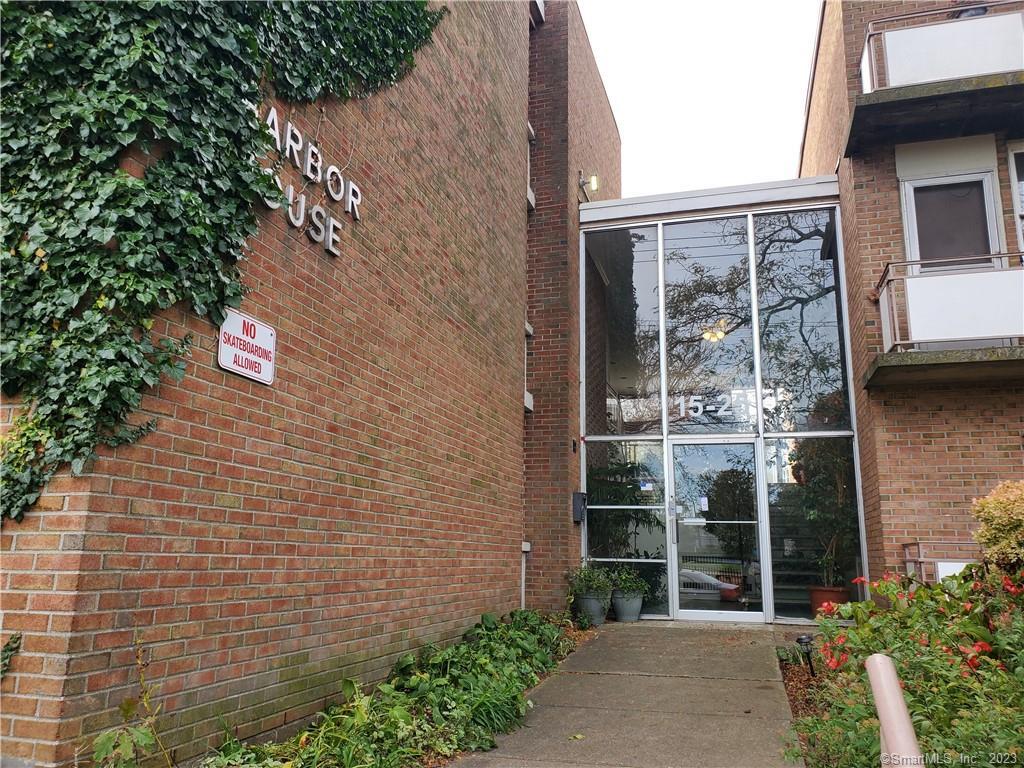 25 Ellsworth Street 13