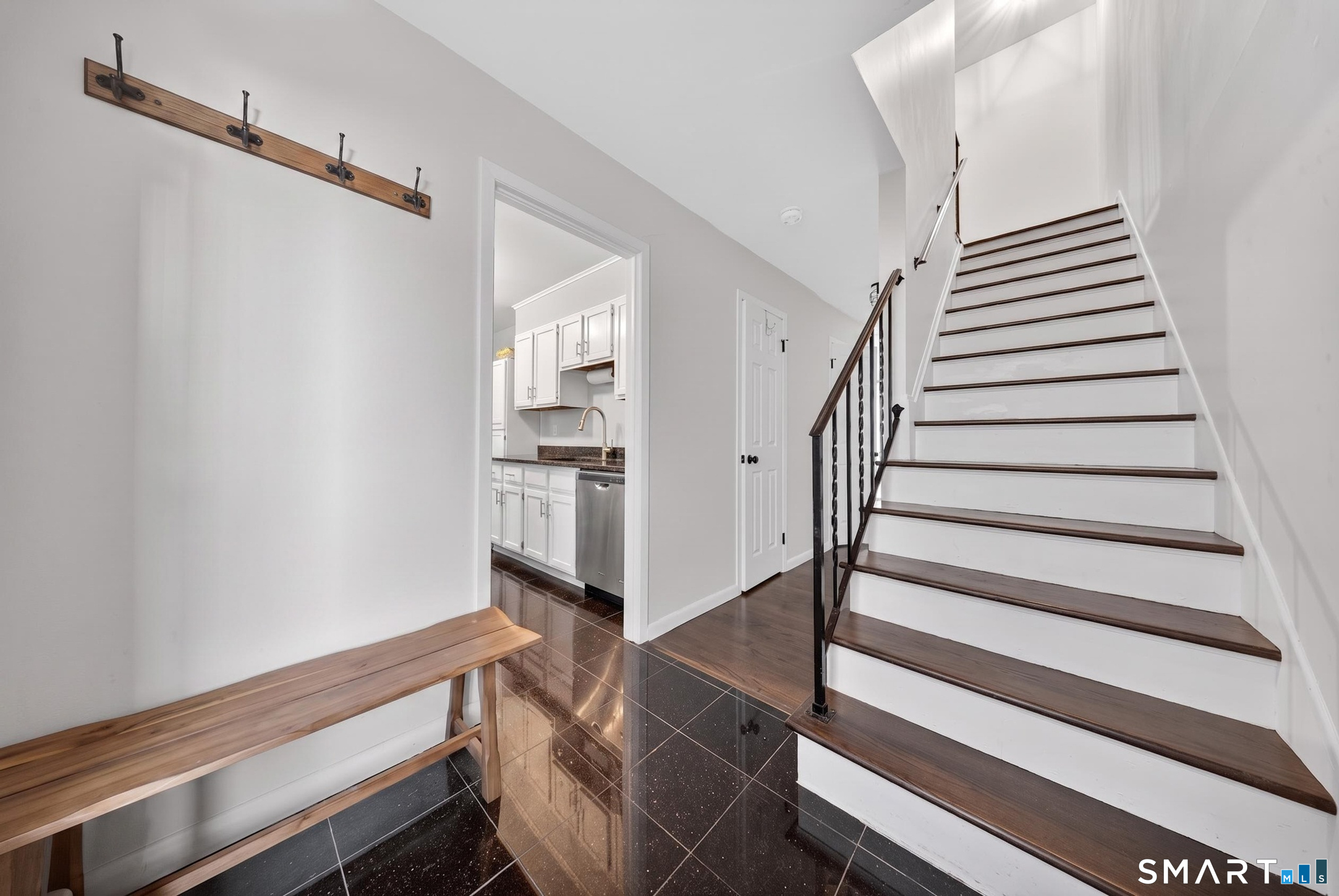 26 Highview Avenue B