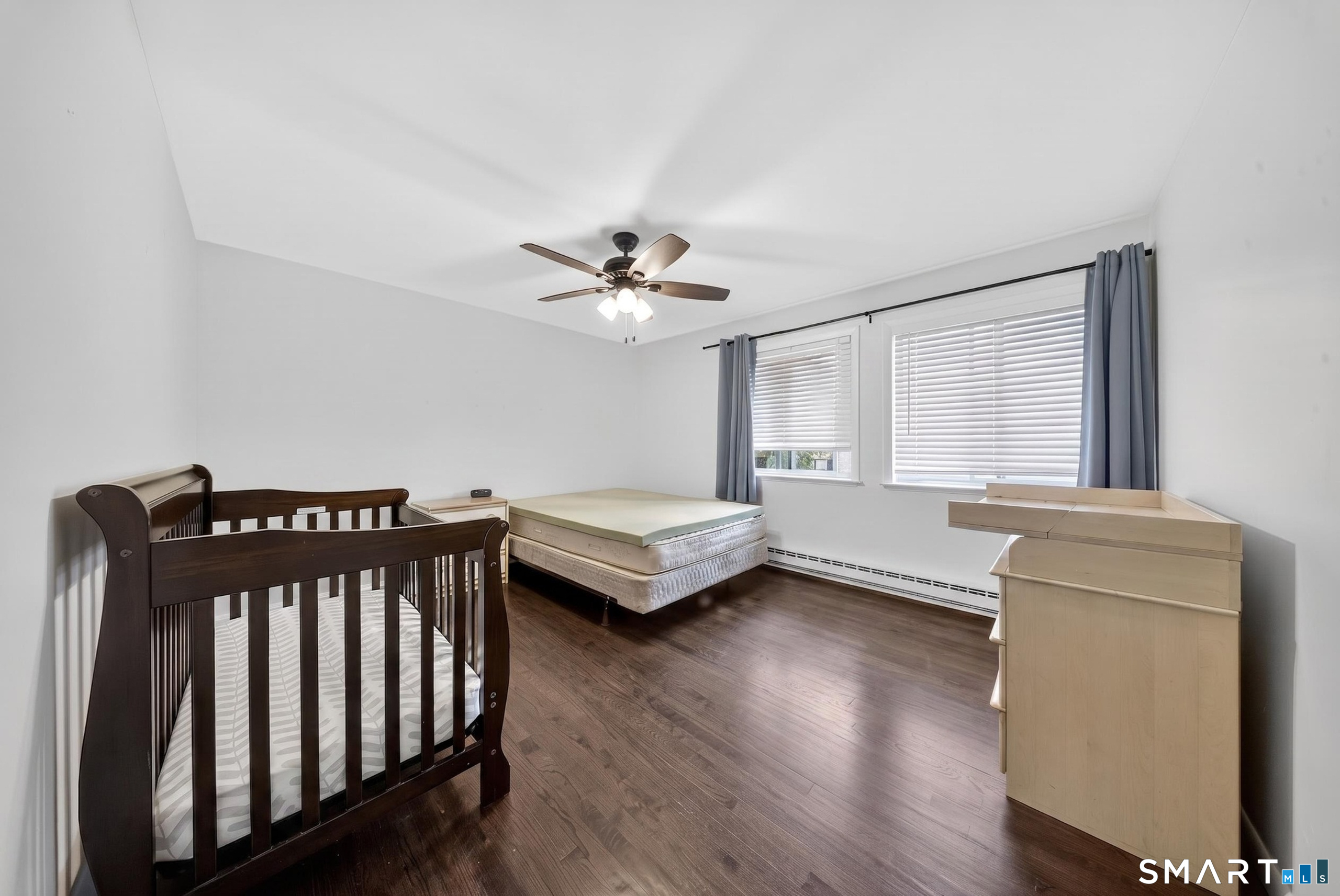 26 Highview Avenue B
