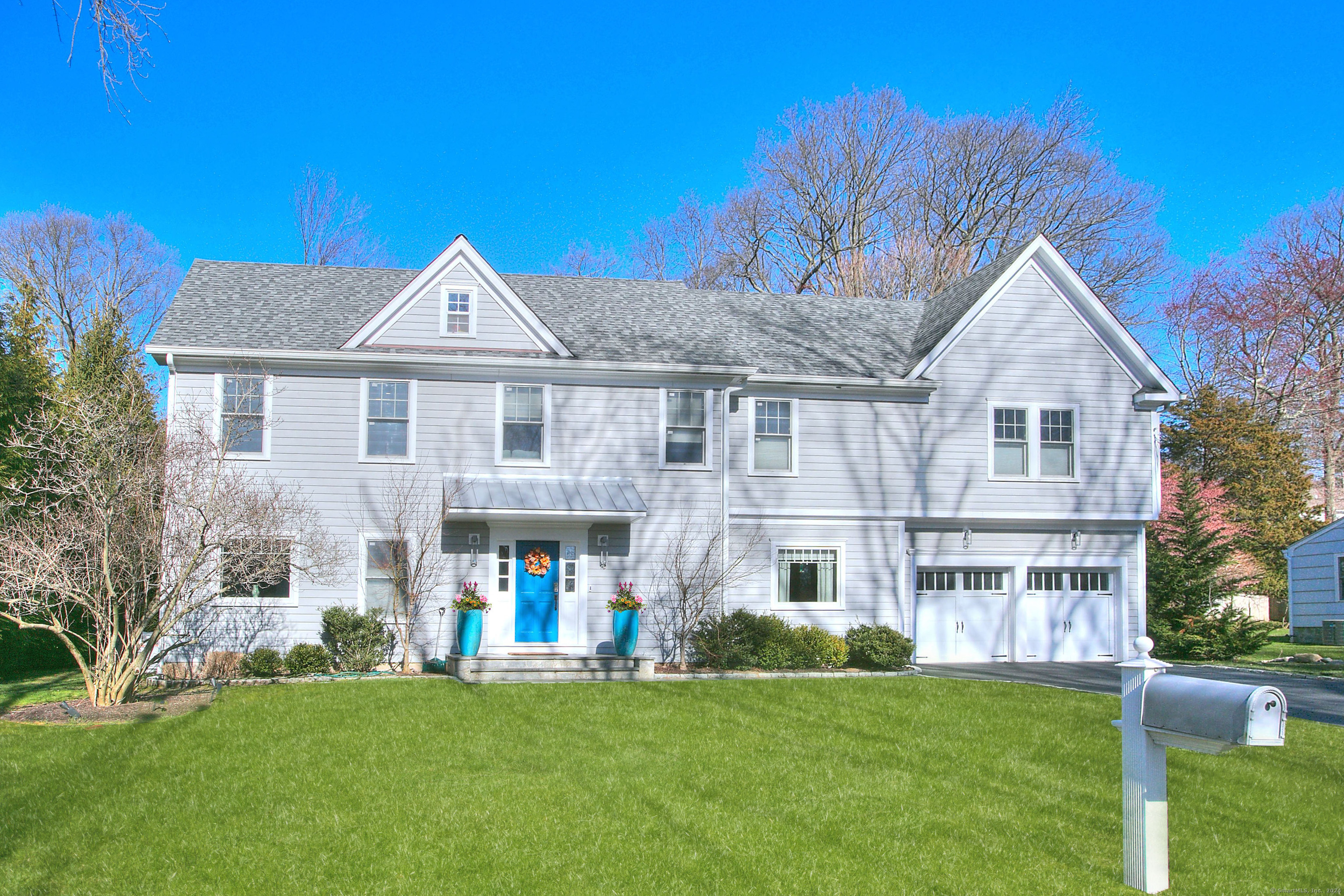 16 Sue Terrace