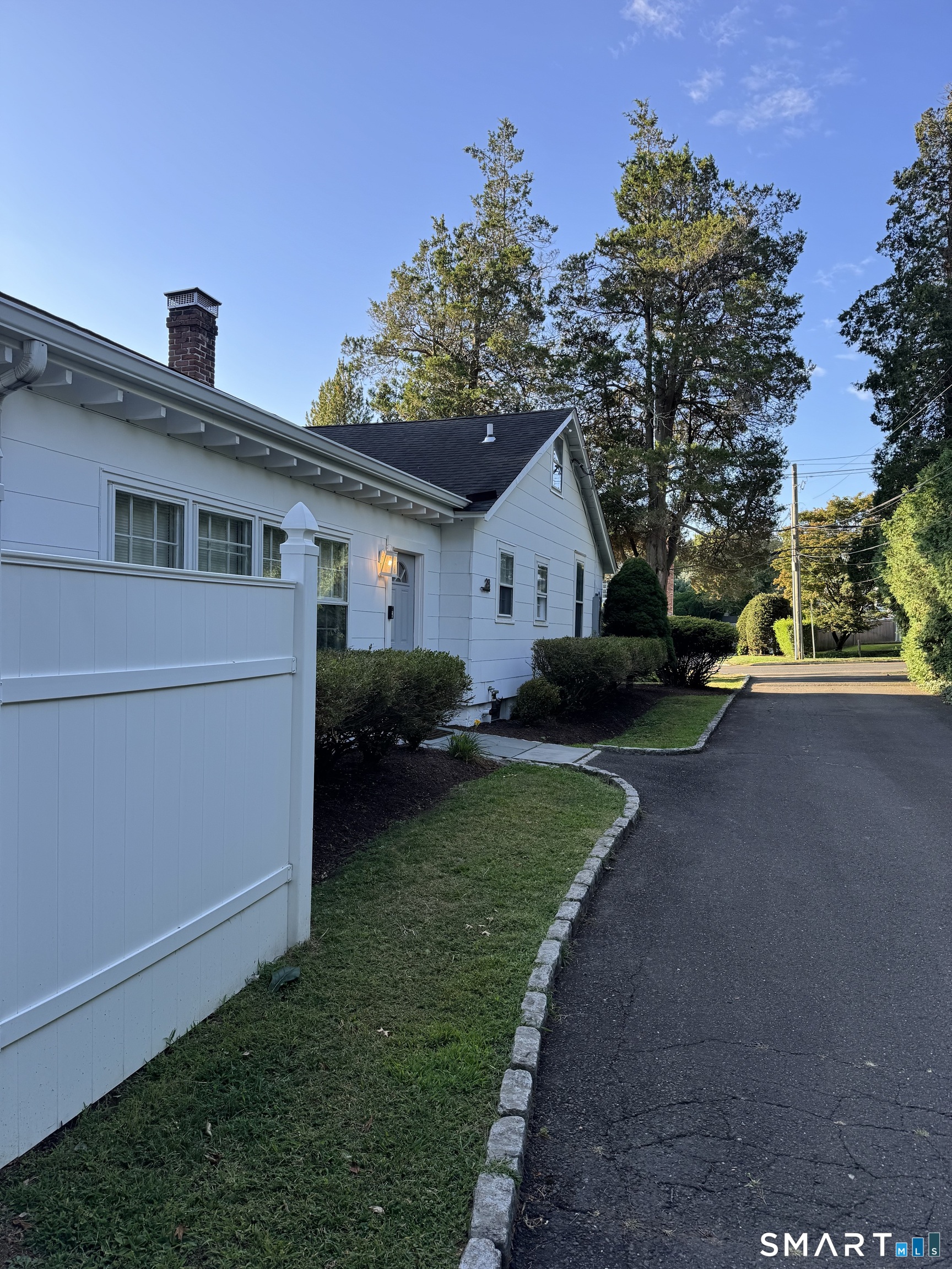 28 Treadwell Avenue