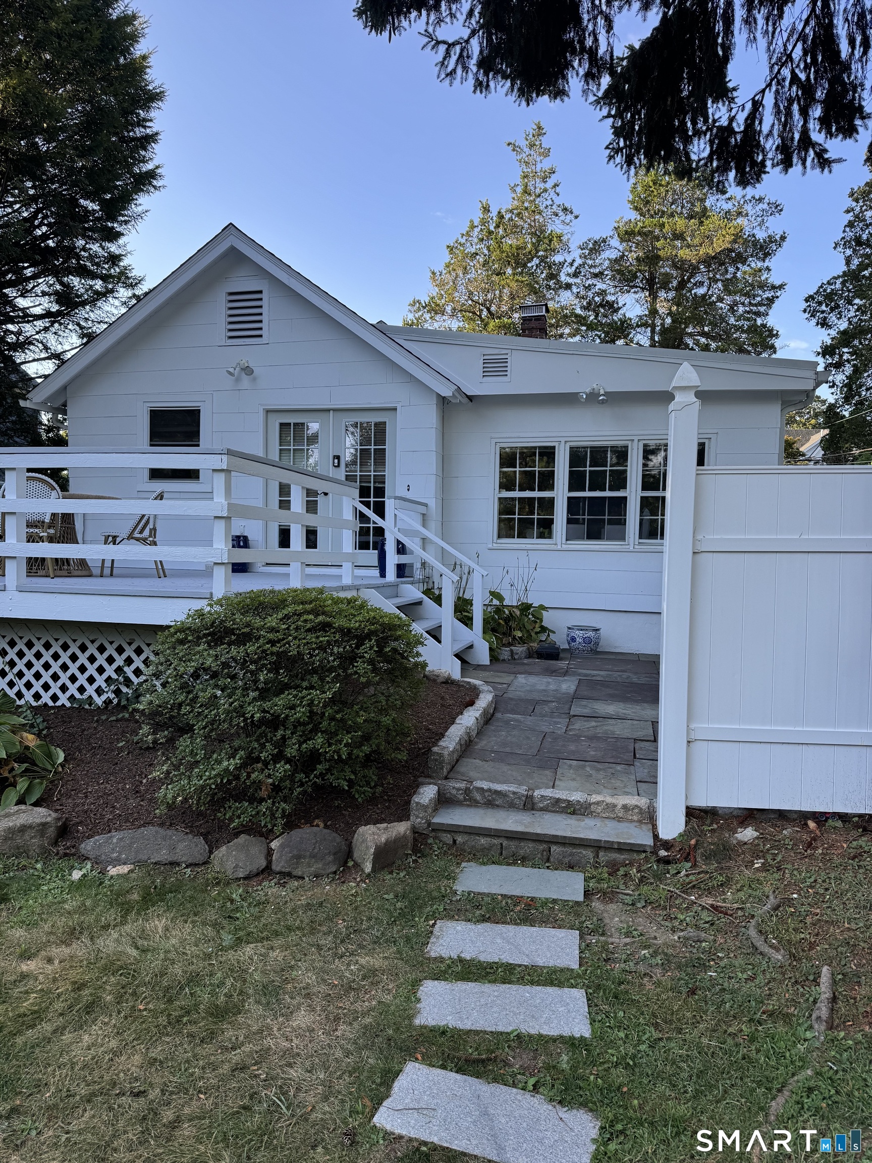 28 Treadwell Avenue