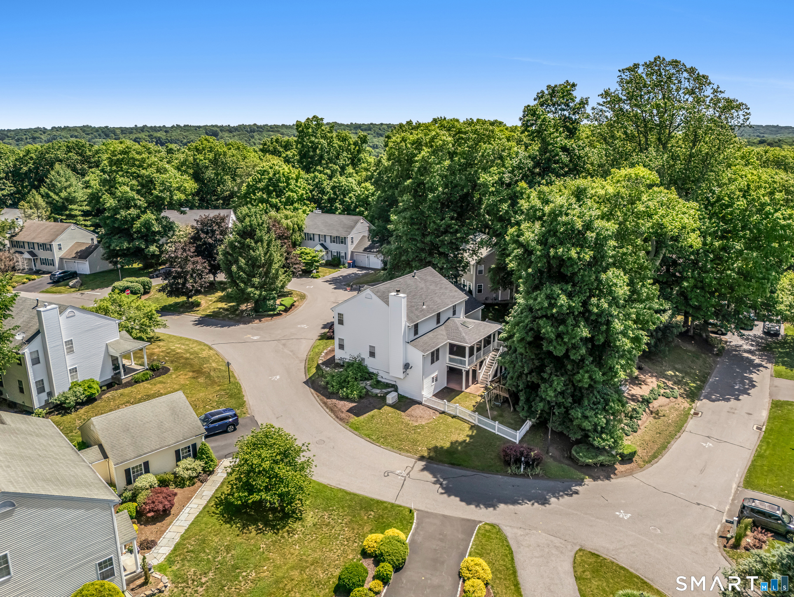 85 Old Colony Road 85