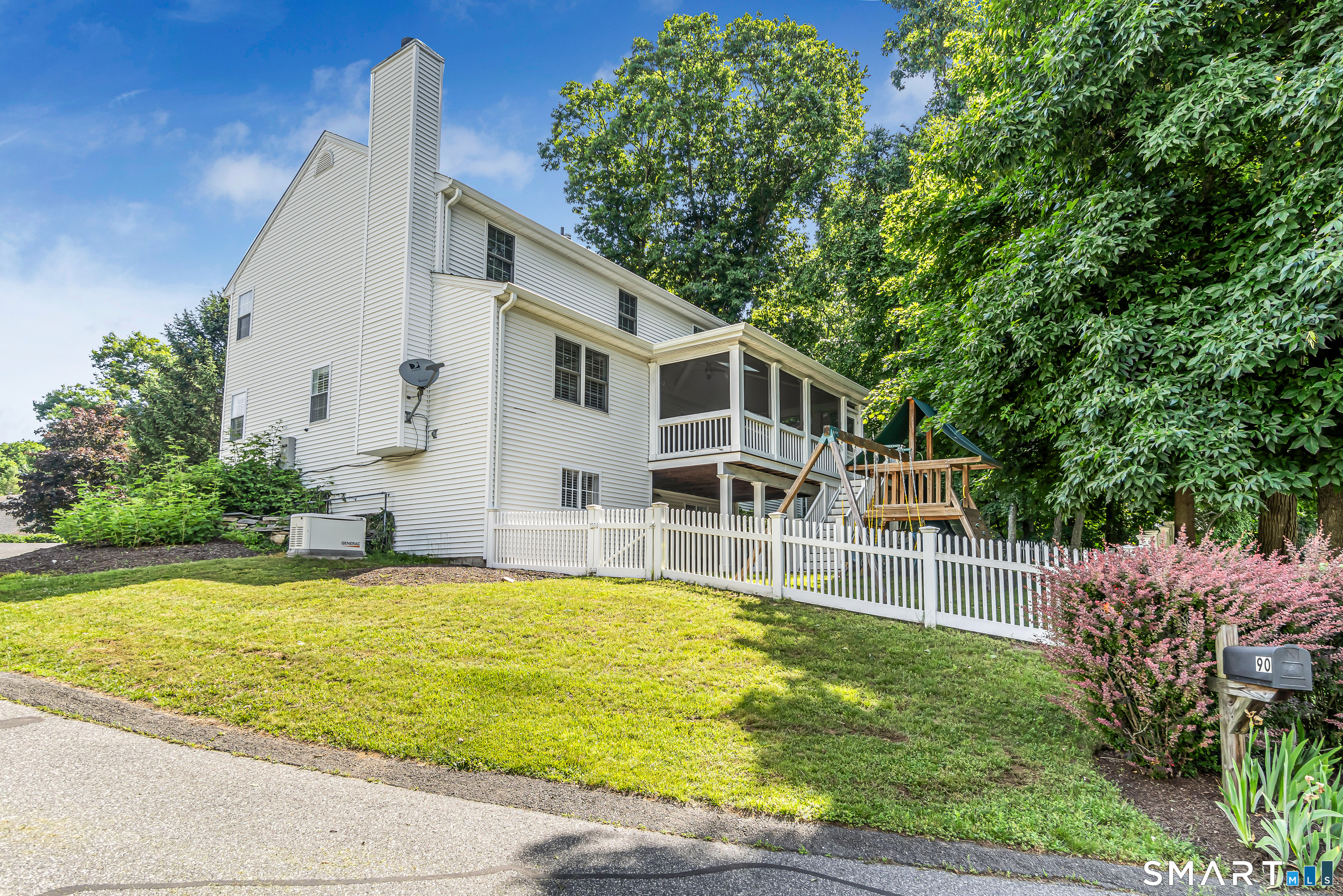 85 Old Colony Road 85