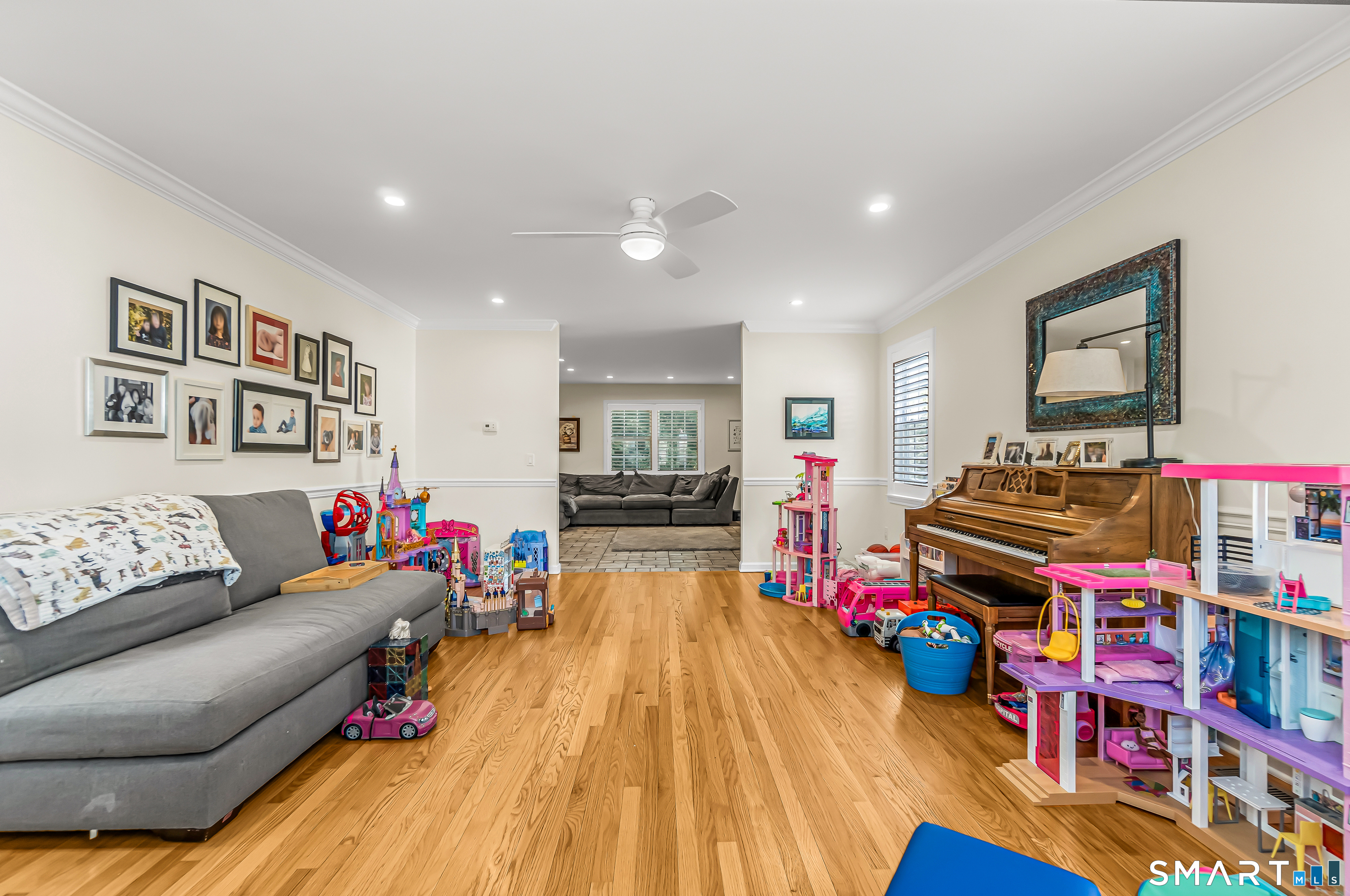 85 Old Colony Road 85