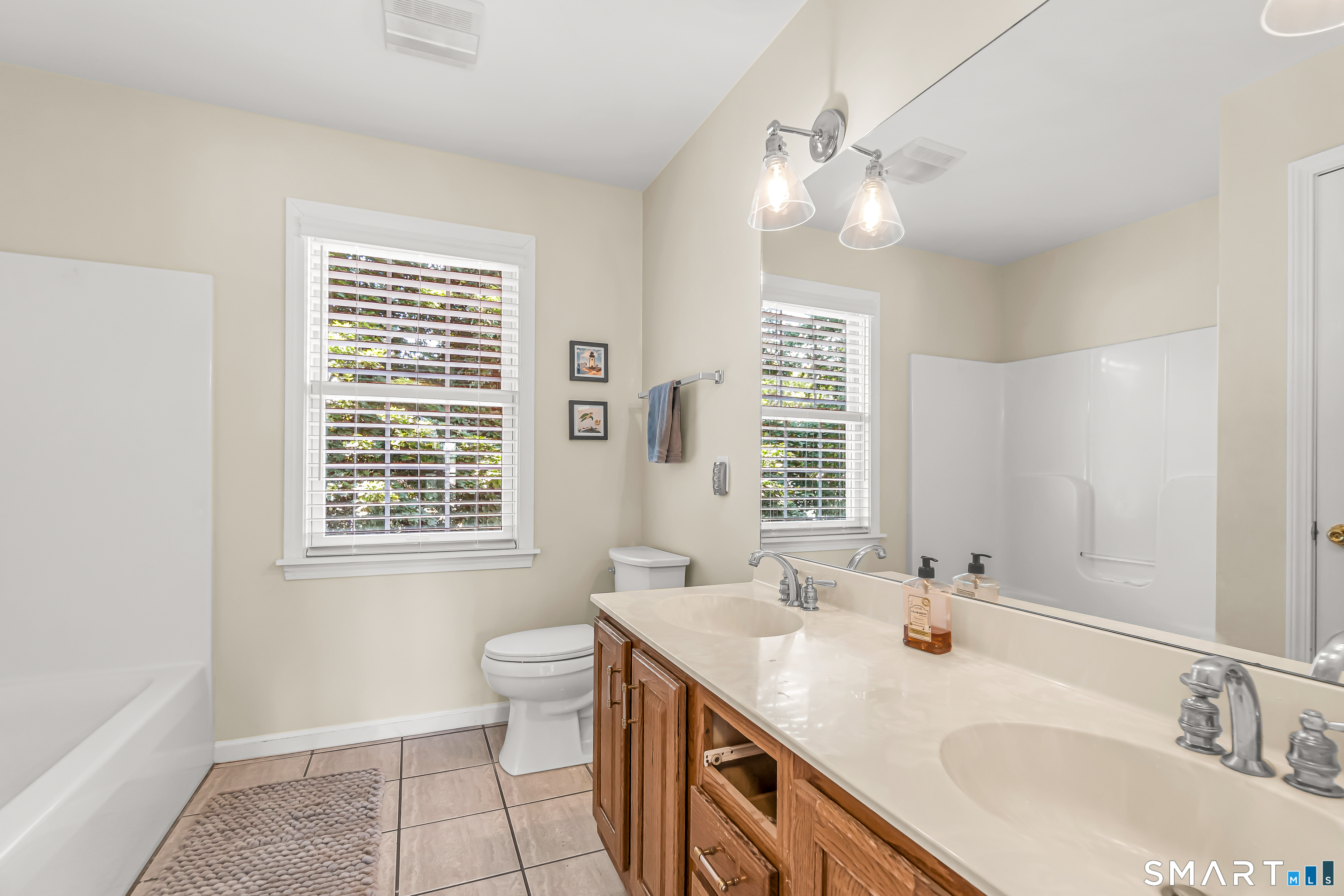 85 Old Colony Road 85