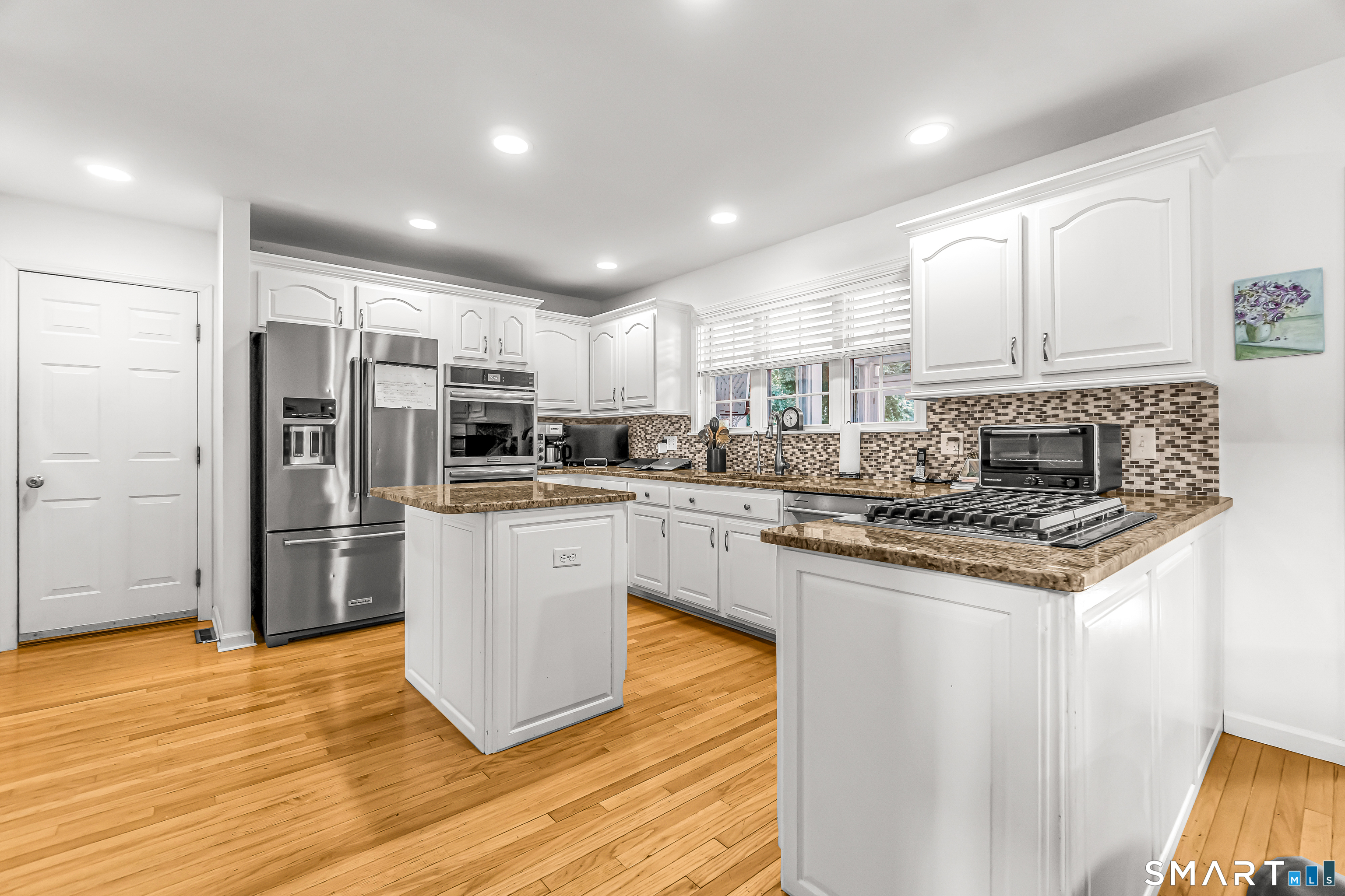 85 Old Colony Road 85