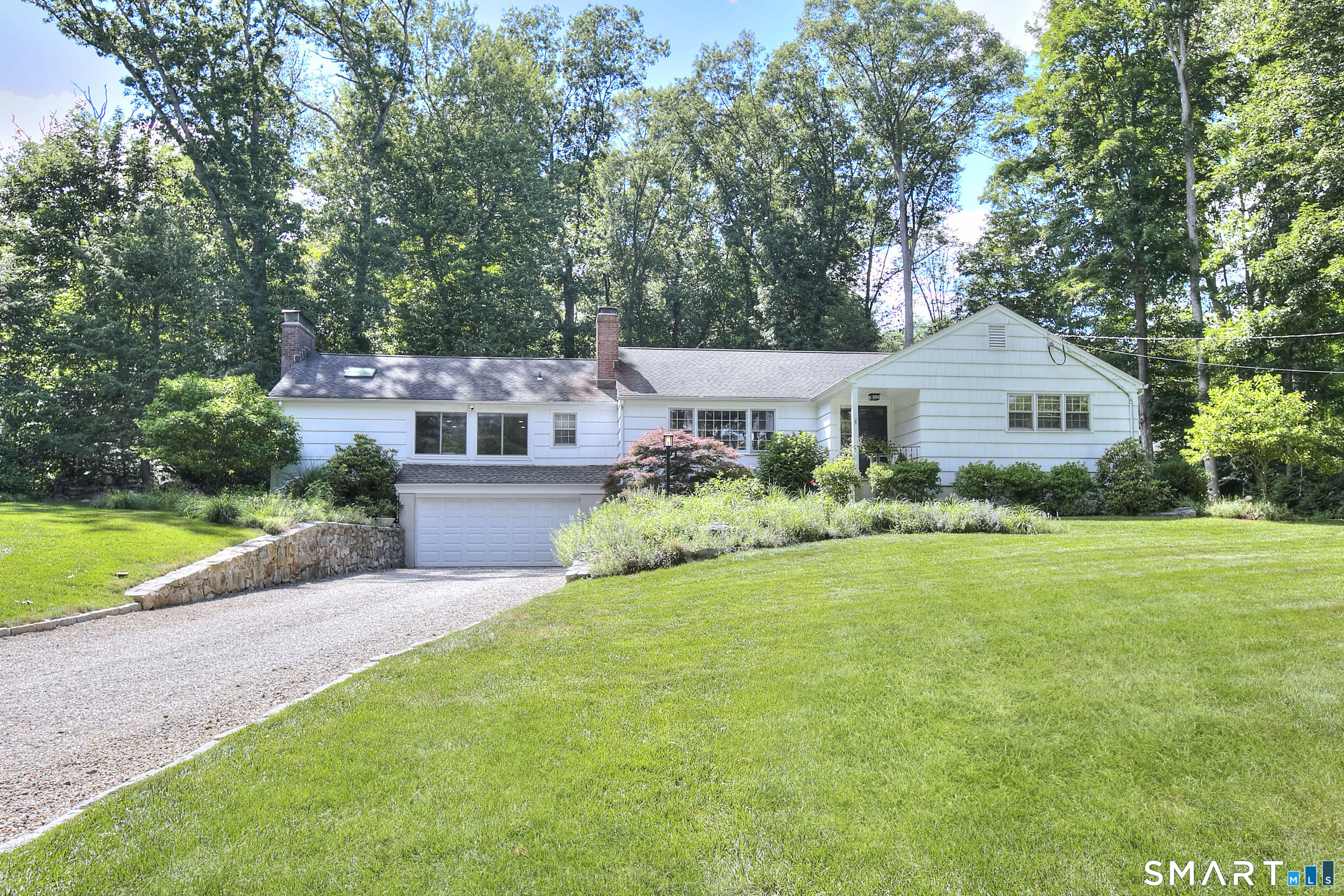 157 Newtown Turnpike