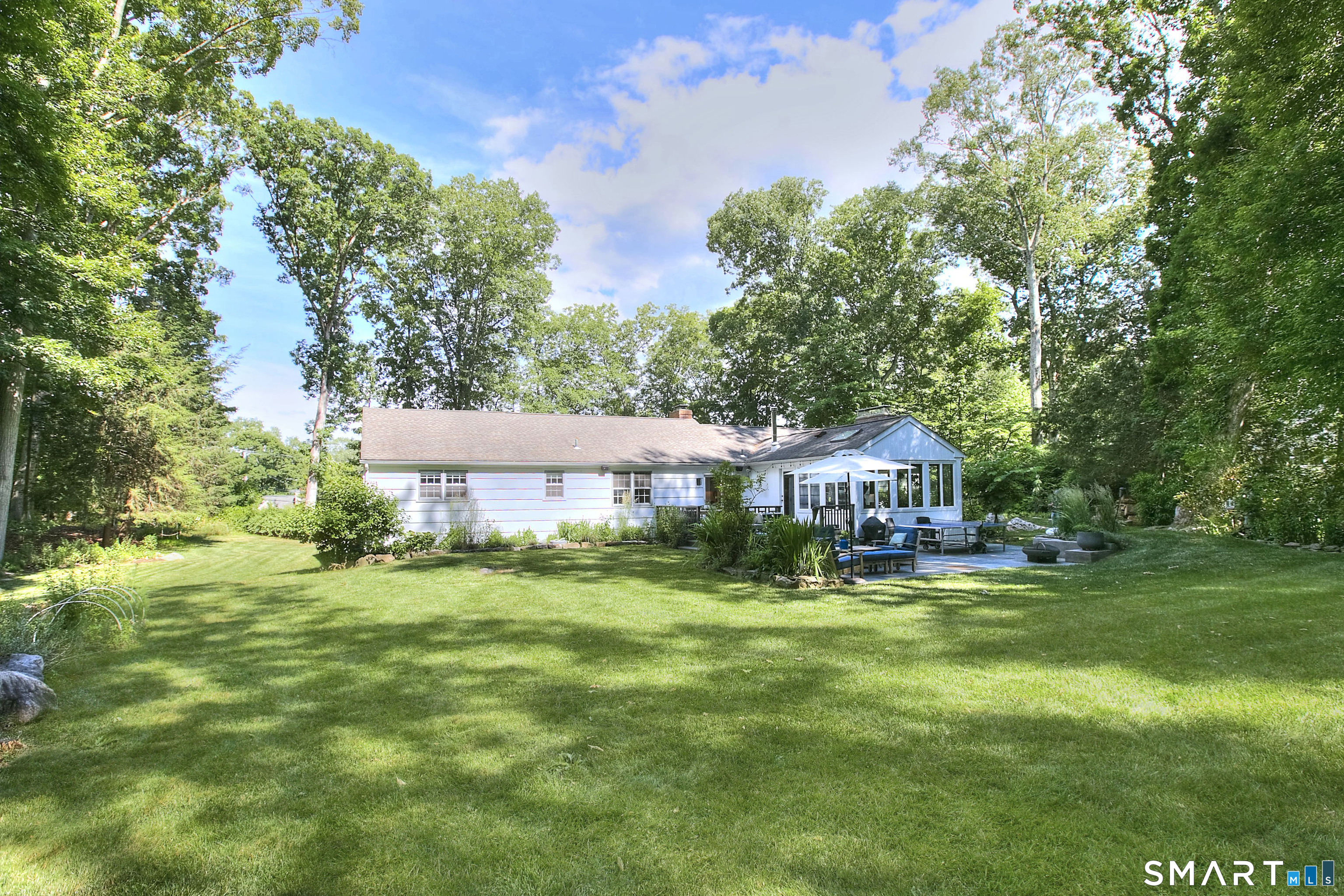 157 Newtown Turnpike