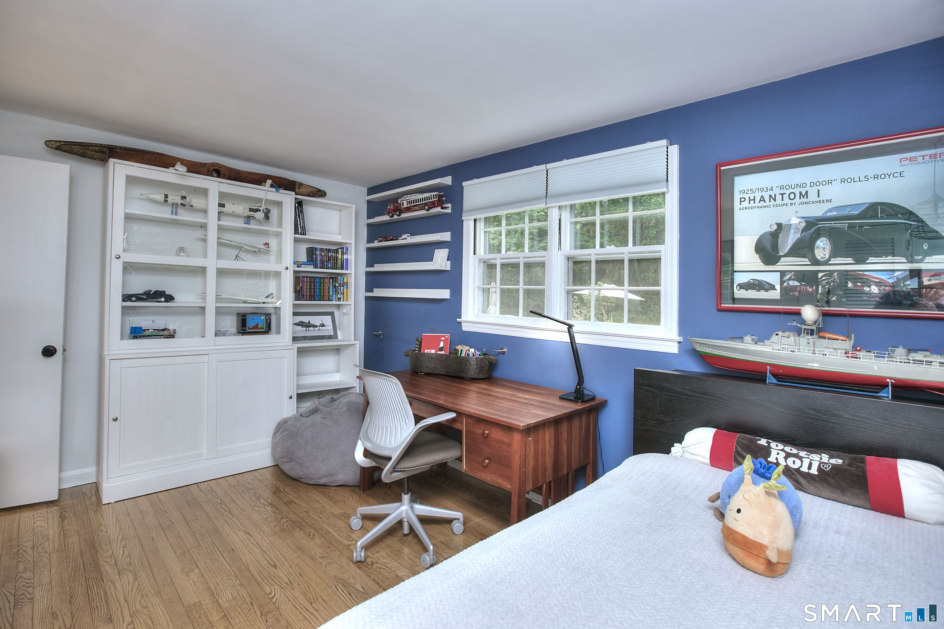 157 Newtown Turnpike