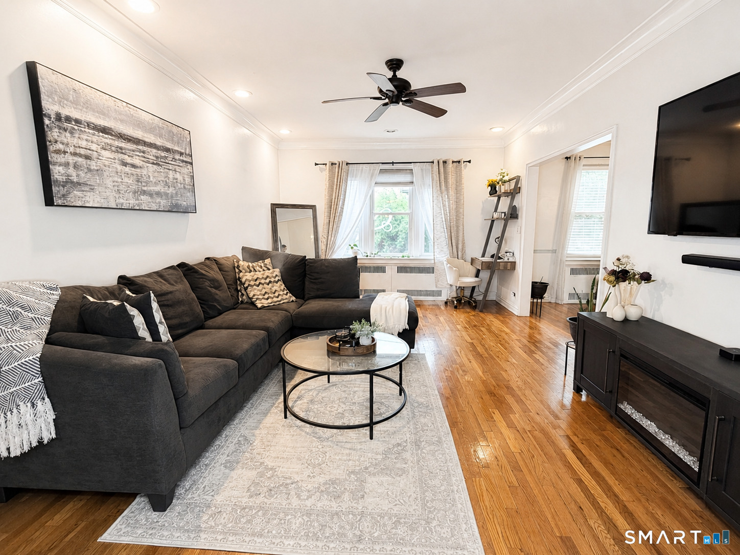 70 Strawberry Hill Avenue 2-1D