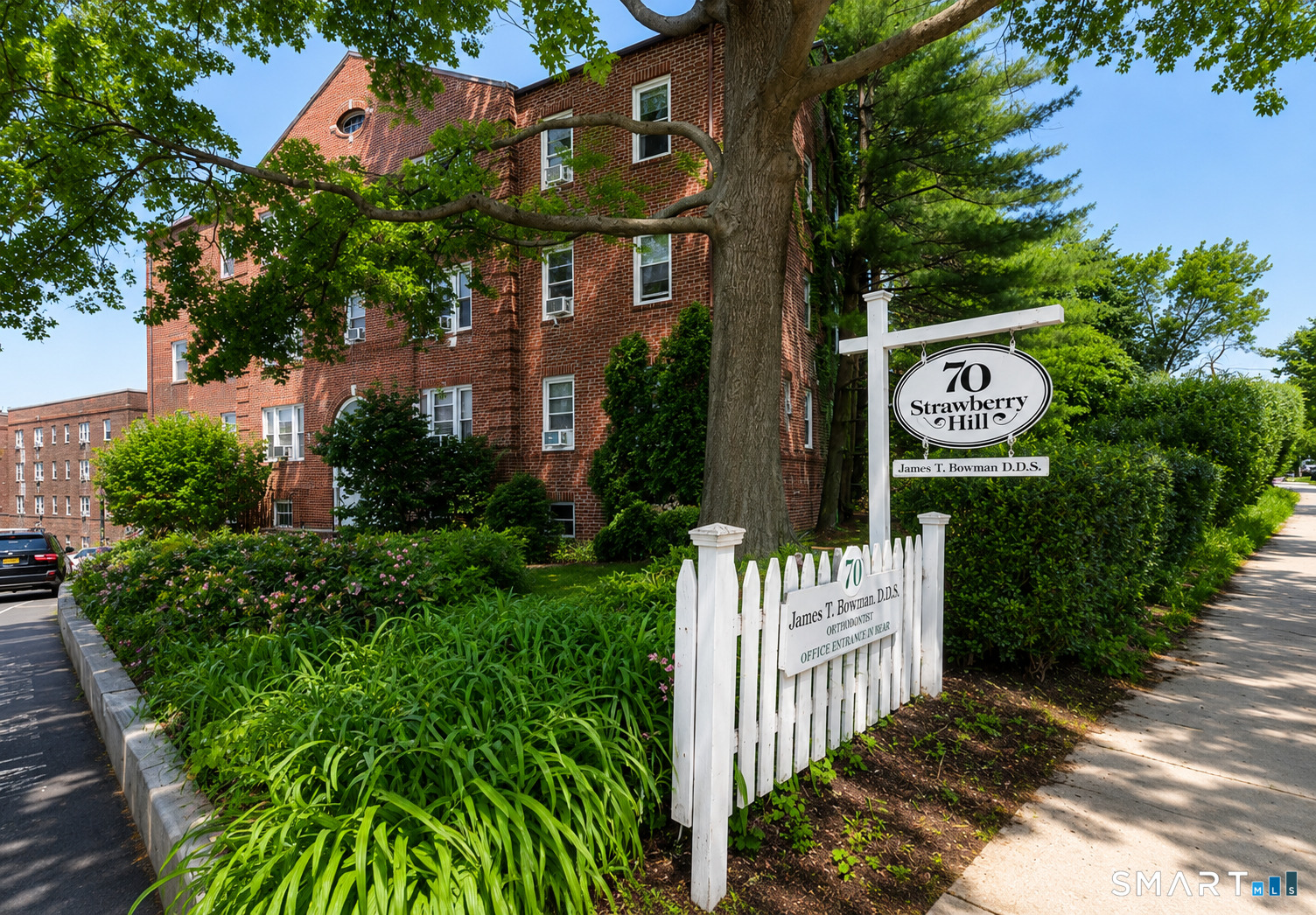 70 Strawberry Hill Avenue 2-1D