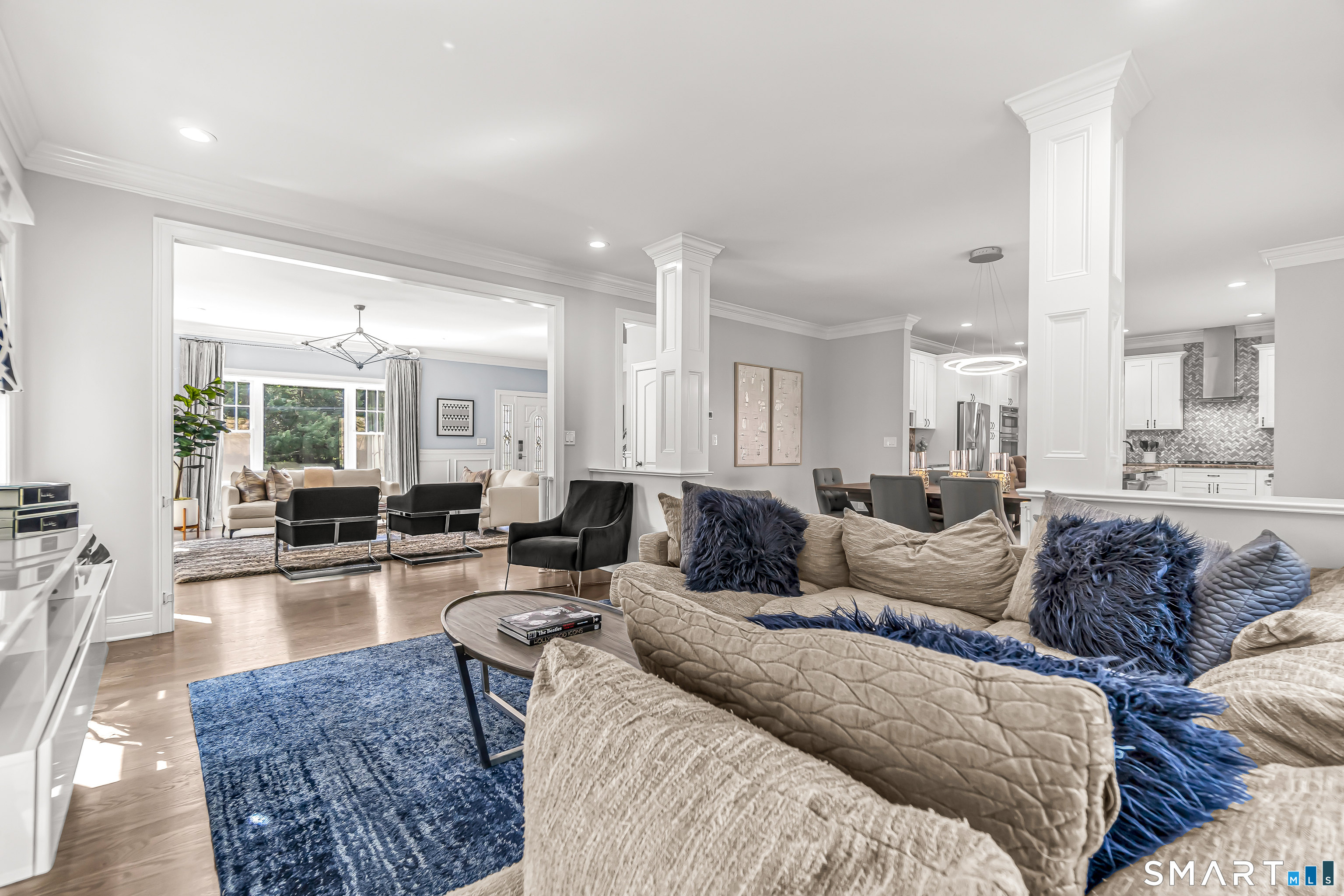 17 Woodlawn Drive