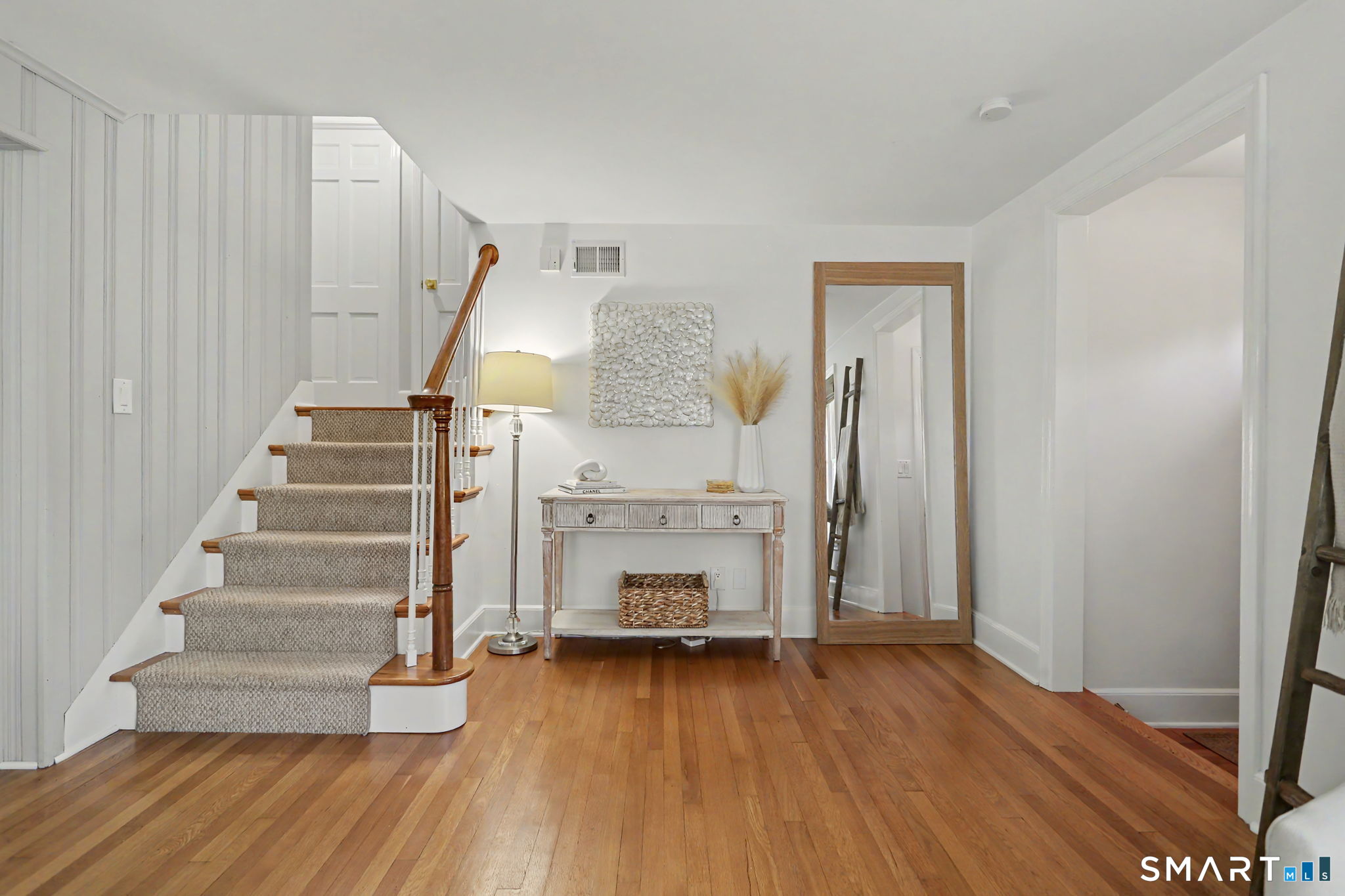 15 Scribner Avenue