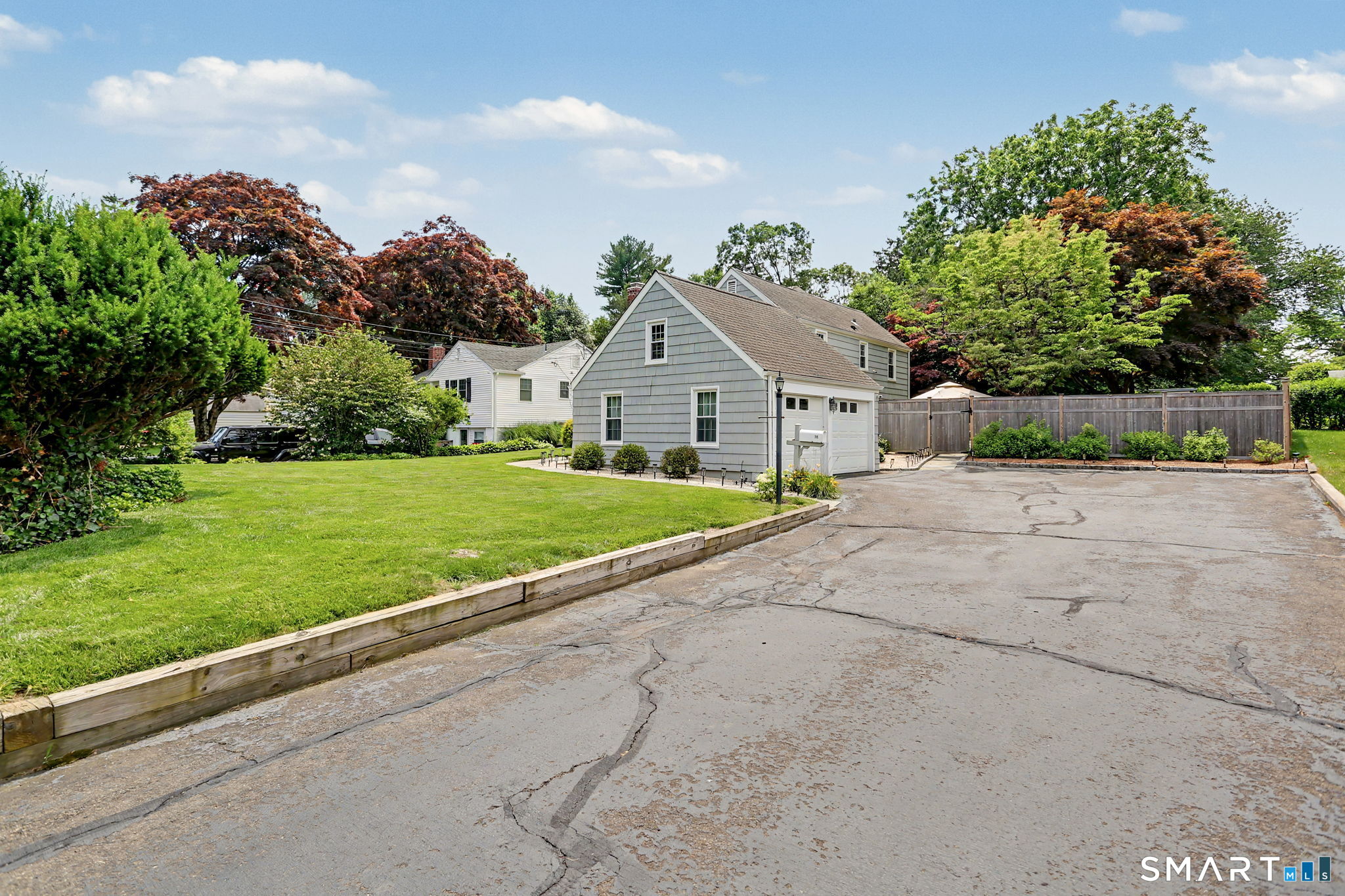 15 Scribner Avenue