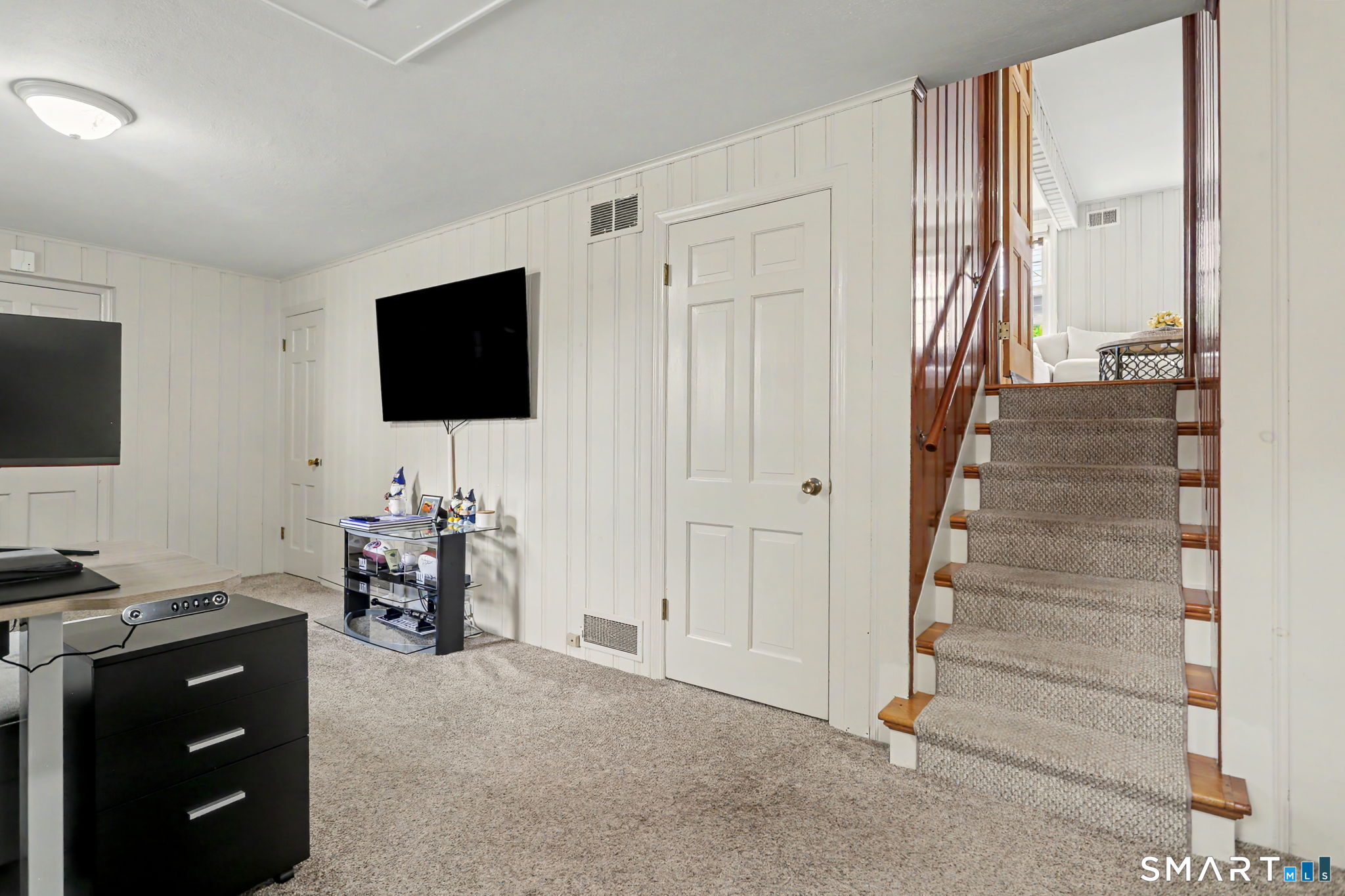 15 Scribner Avenue