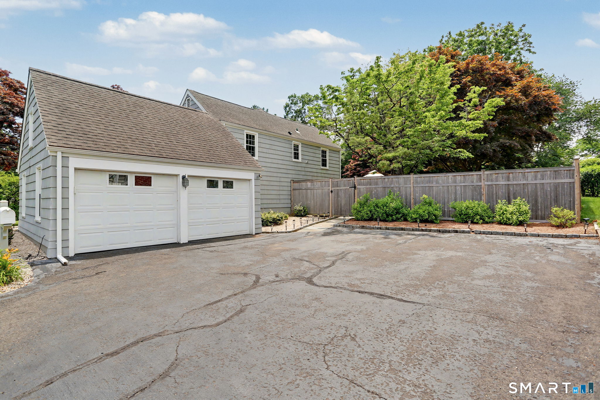 15 Scribner Avenue