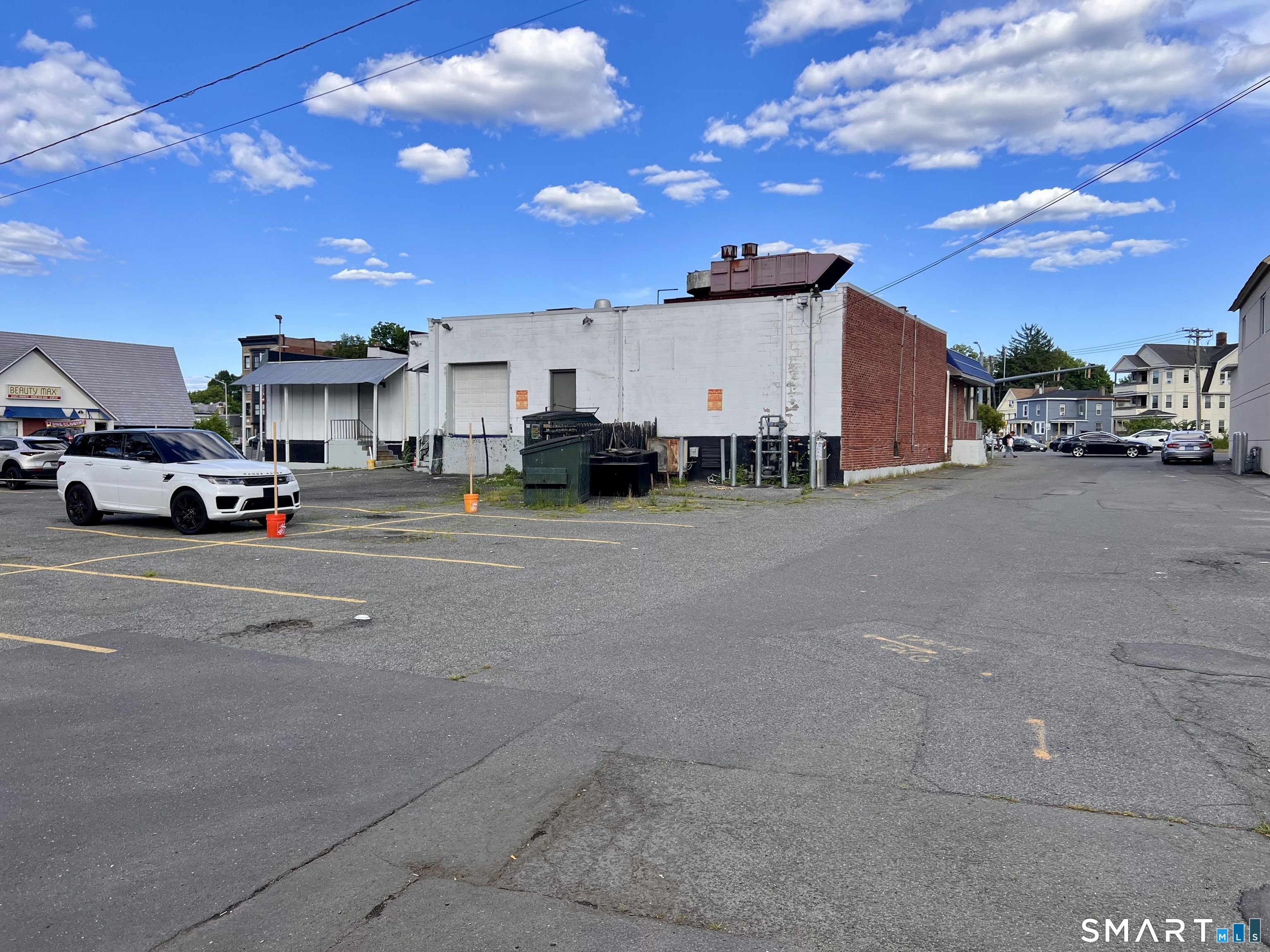 1209 Main Street