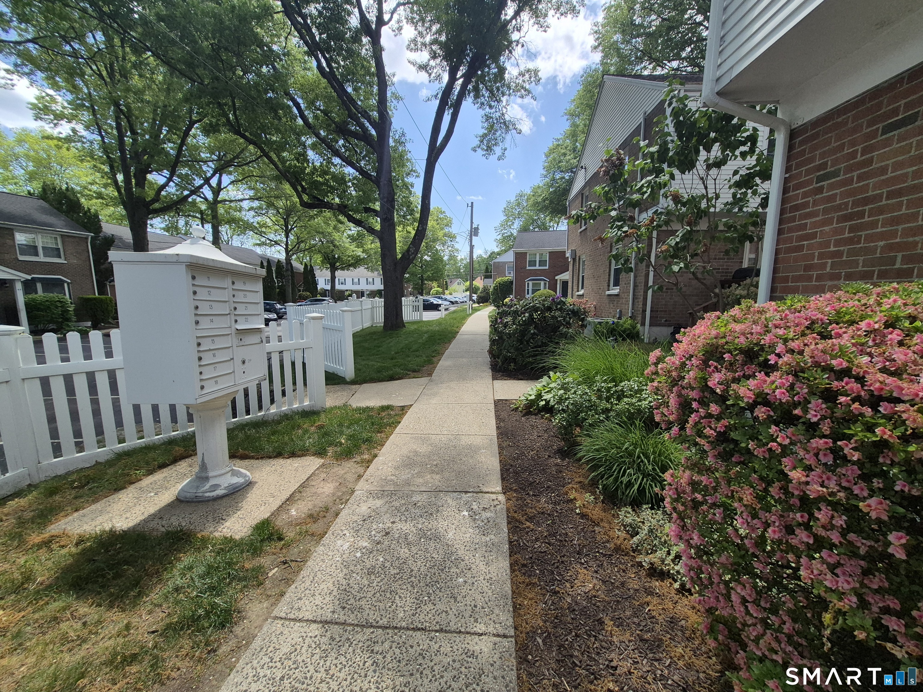 245 Sunnyridge Avenue