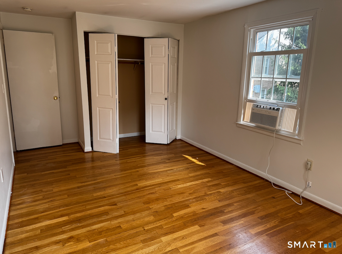 245 Sunnyridge Avenue