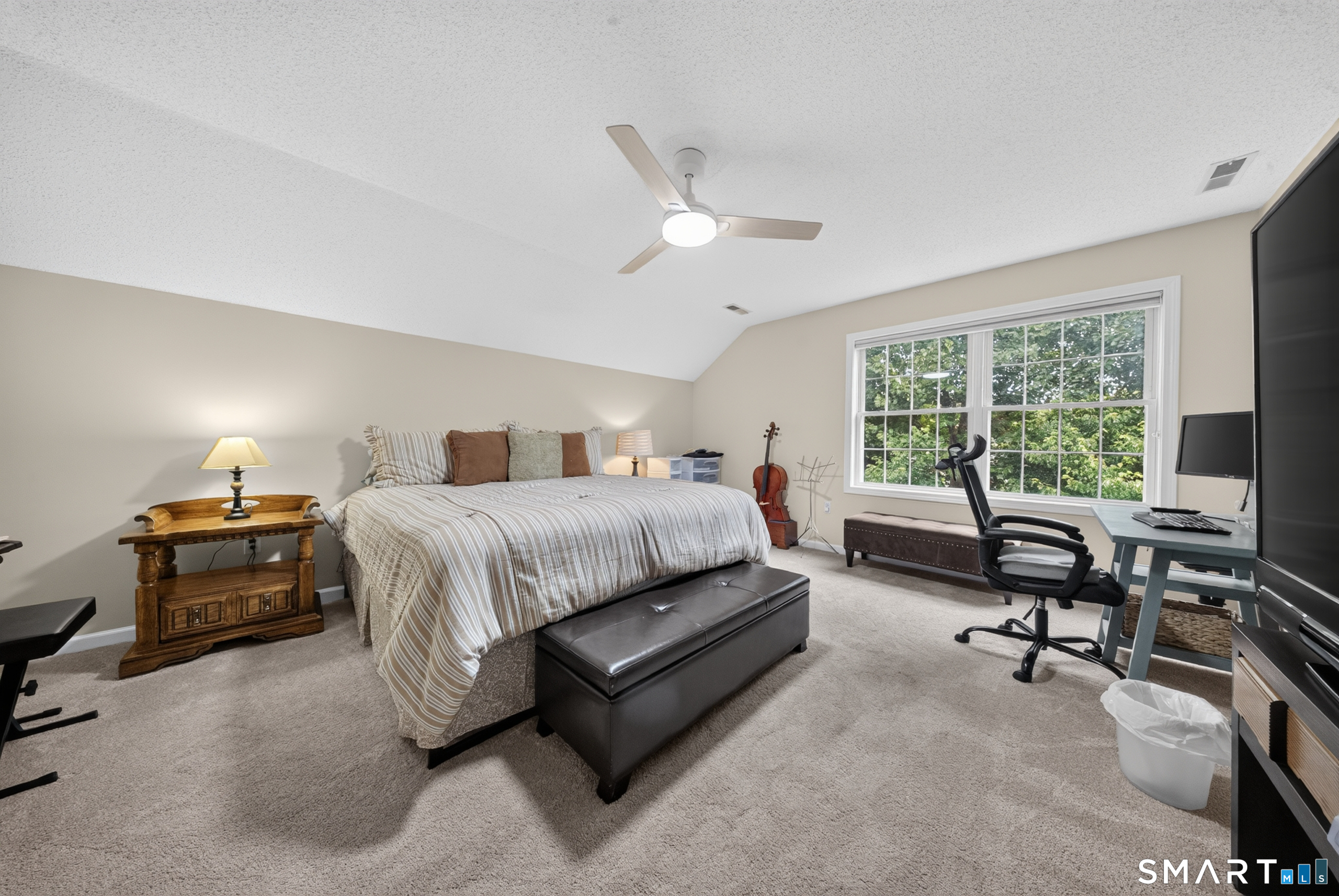25 Winding Trail