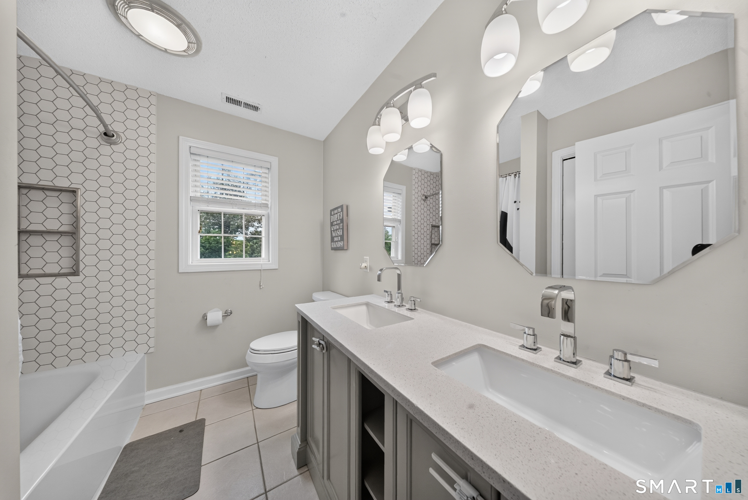 25 Winding Trail