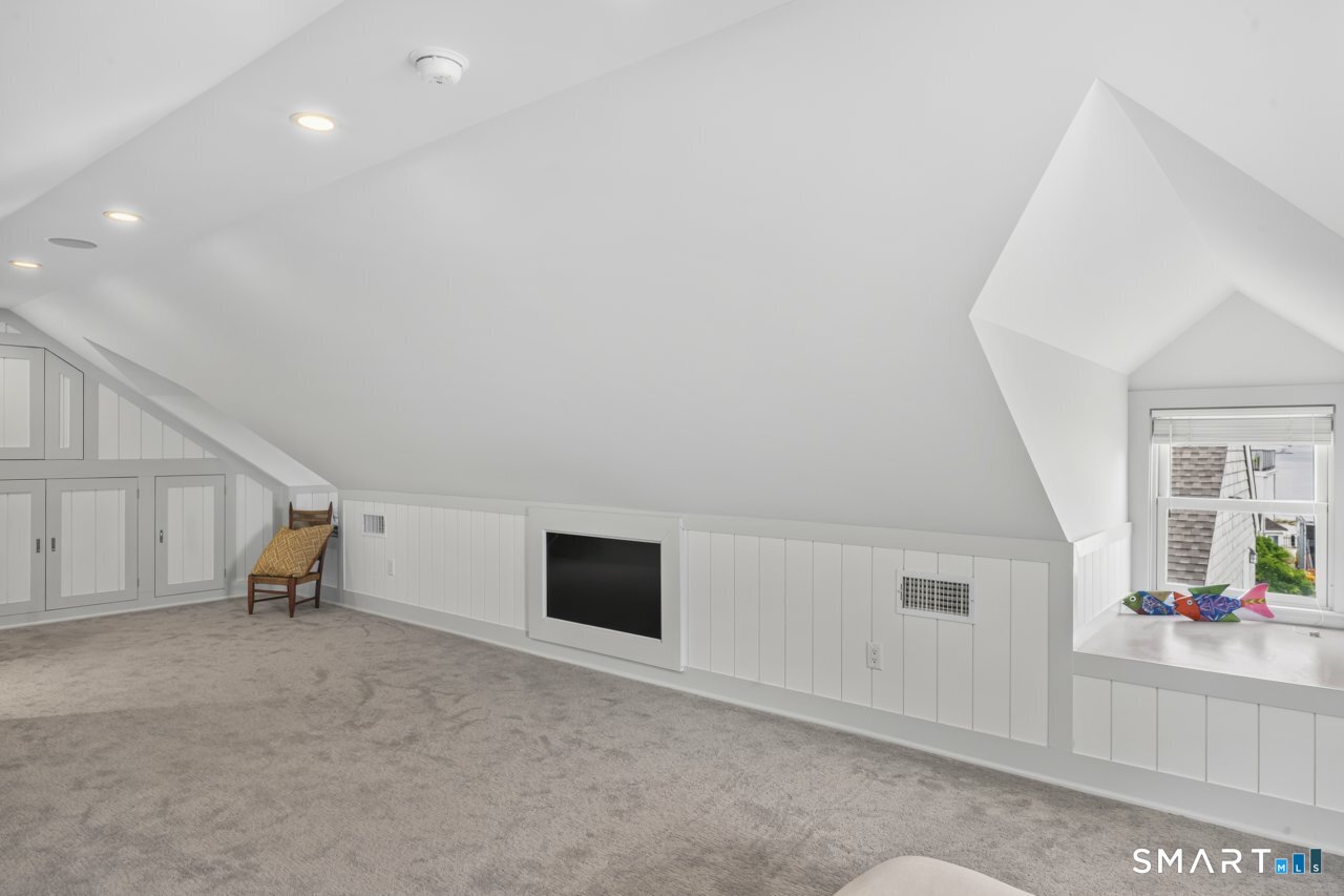 679 Fairfield Beach Road Unit: 679