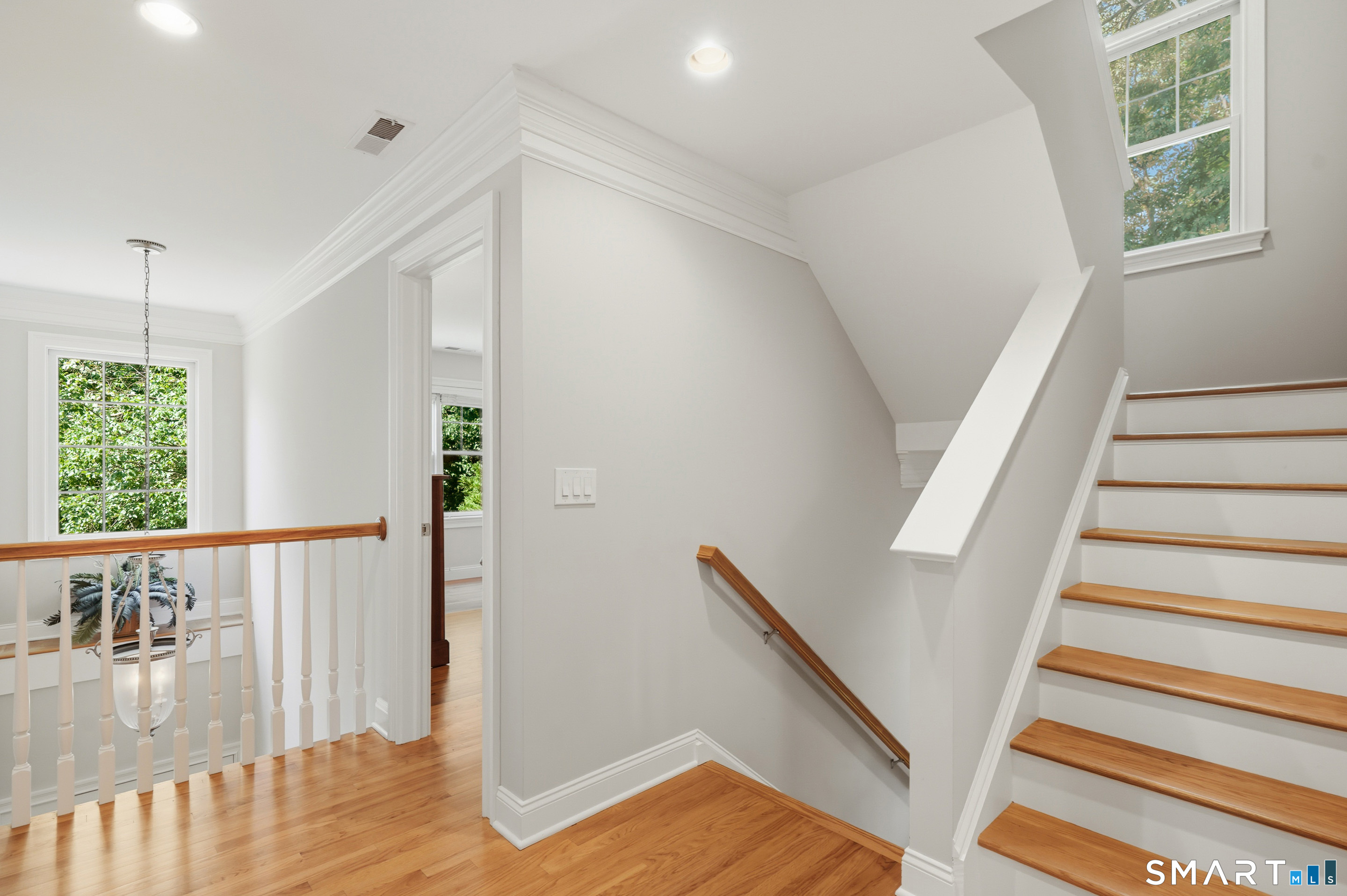 2 Blue Mountain Court