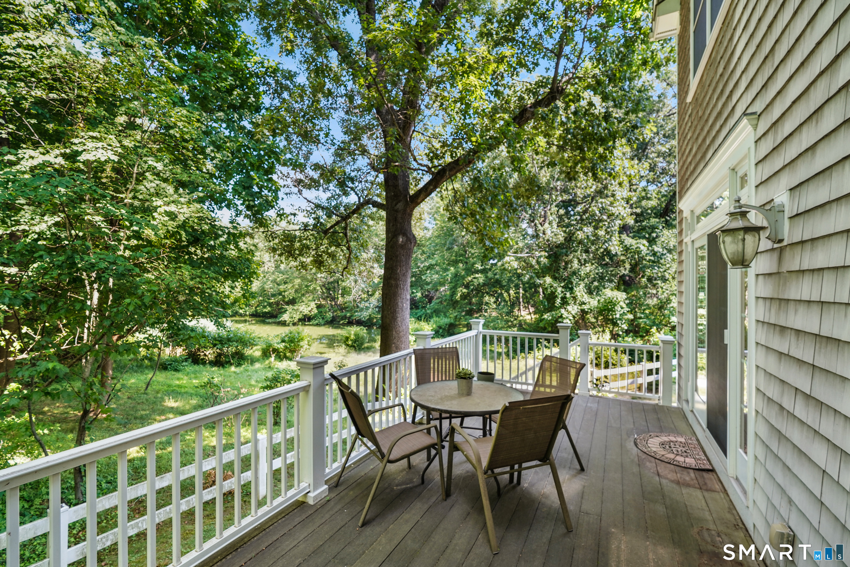 2 Blue Mountain Court