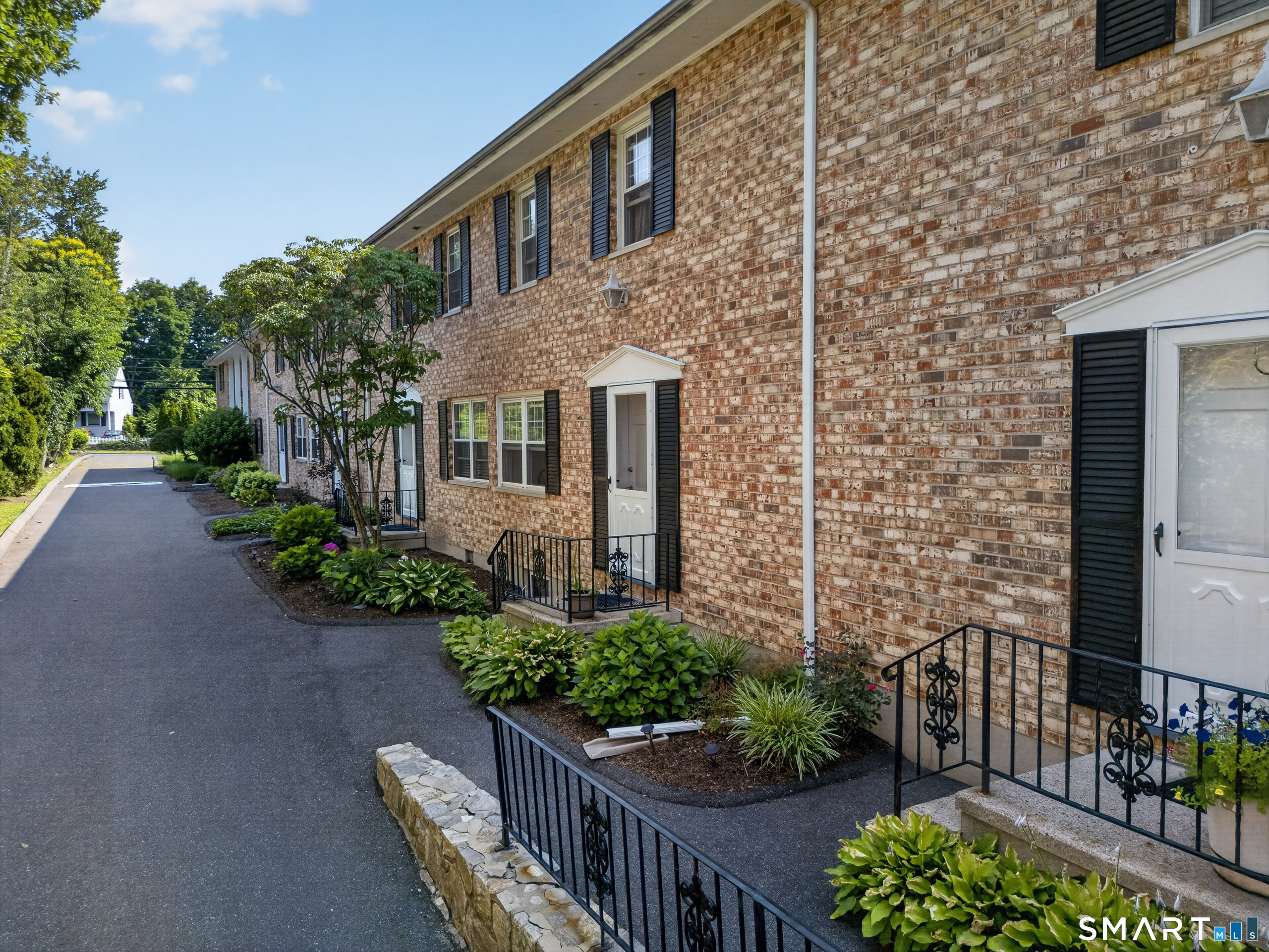 35 Woodway Road Unit: A8
