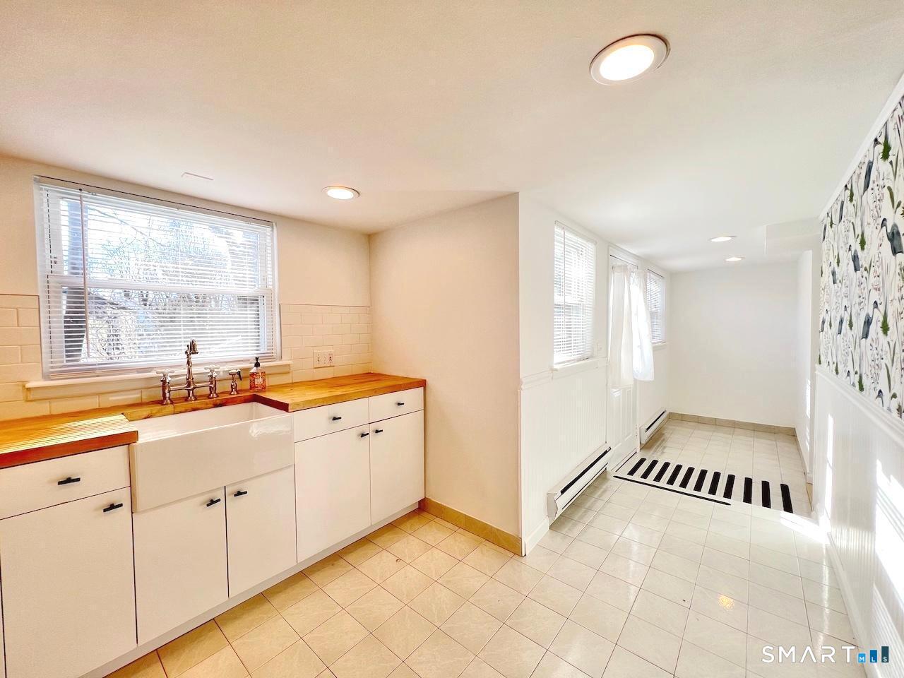 28 Wessels Place Unit: 1