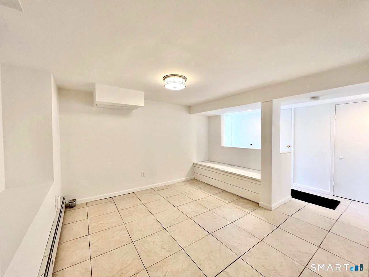 28 Wessels Place Unit: 1