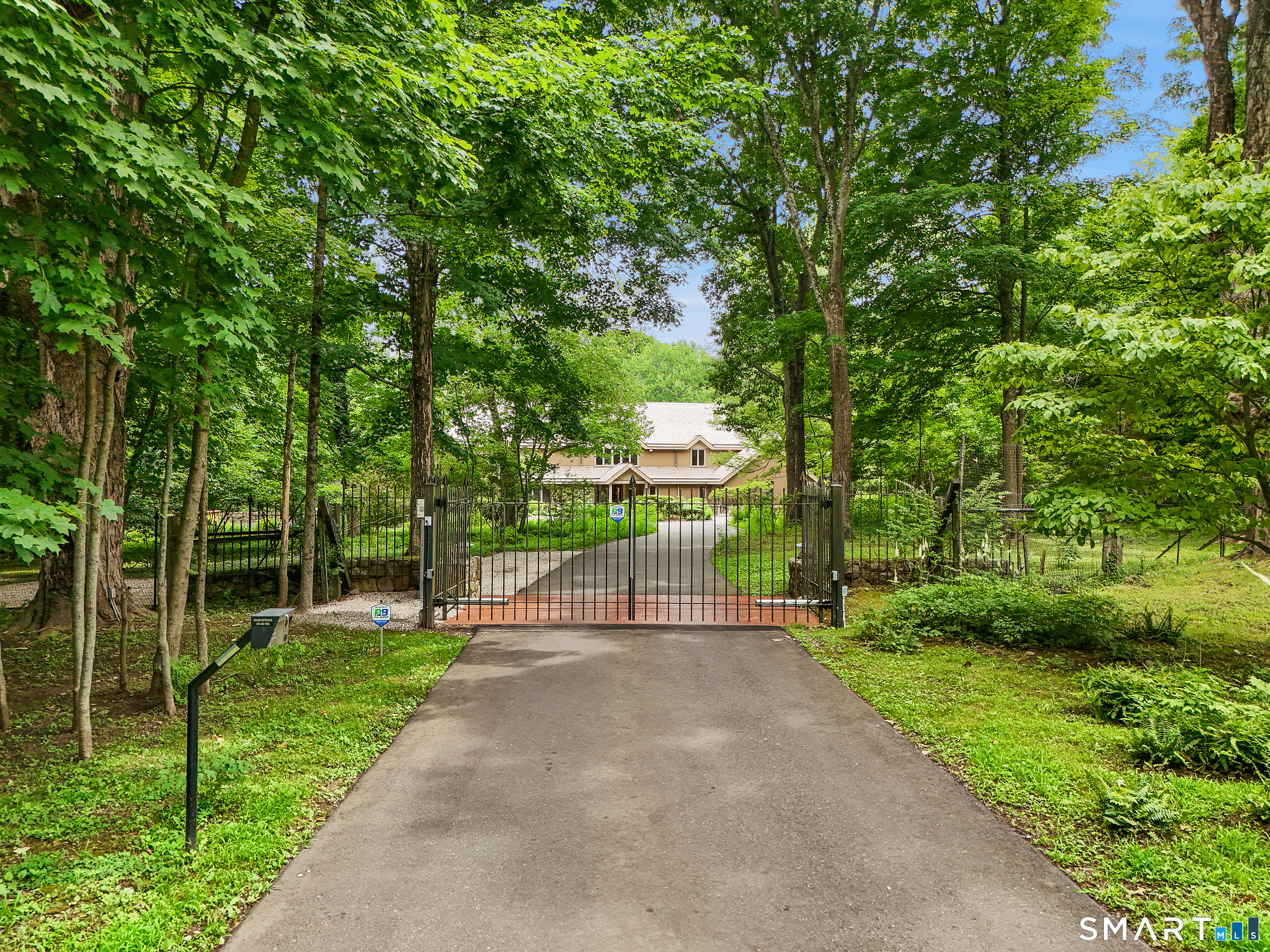 30 Oenoke Lane