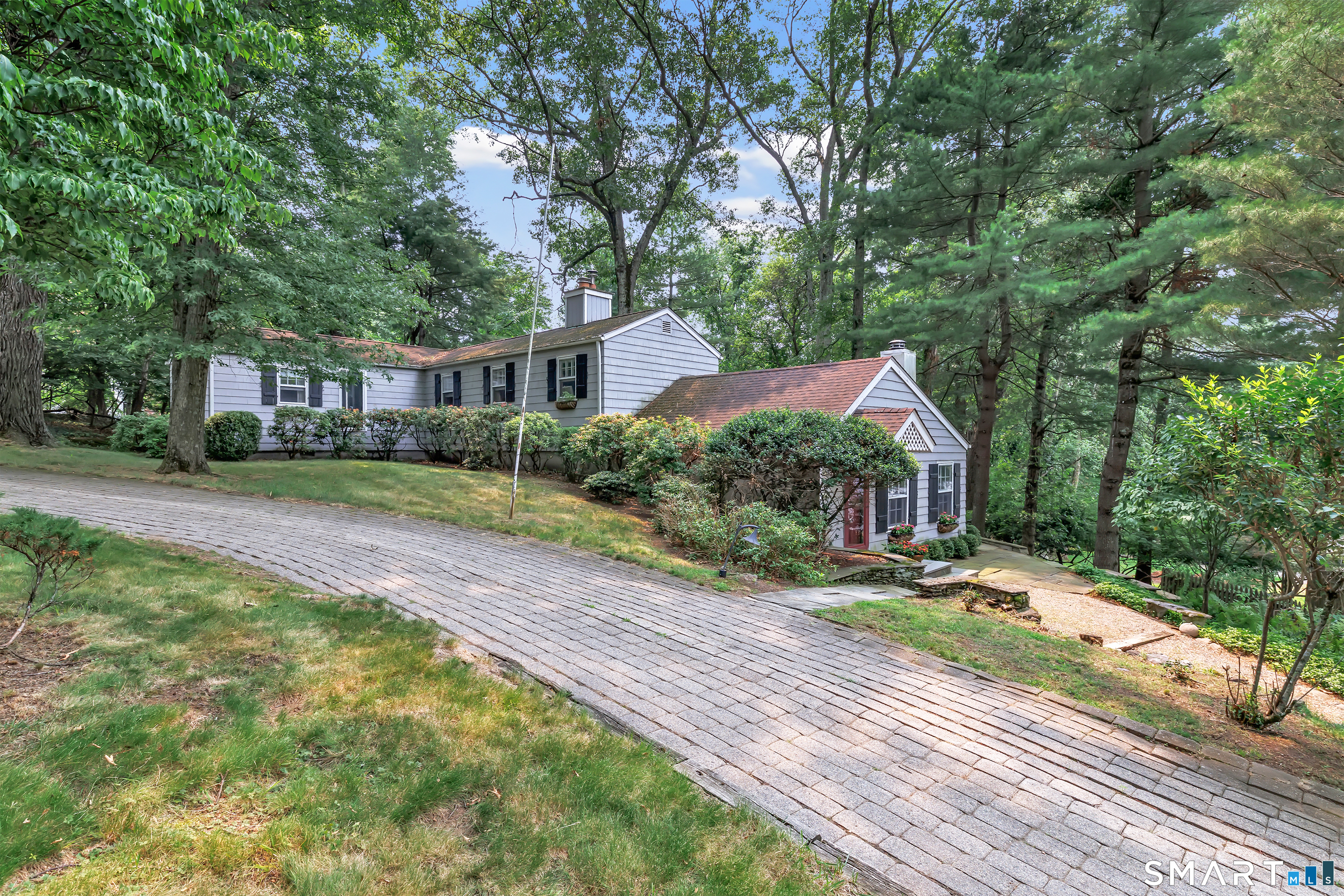 107 Roseville Road
