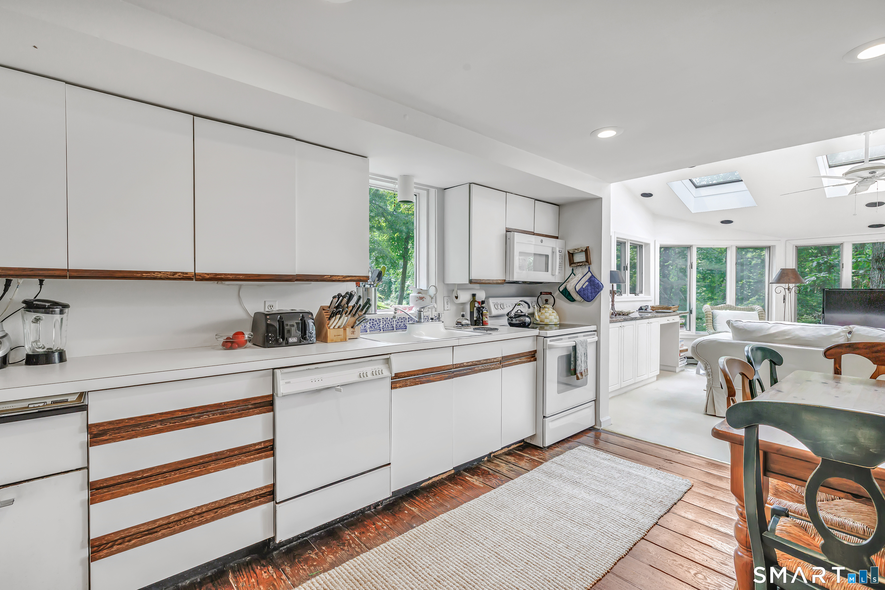 107 Roseville Road