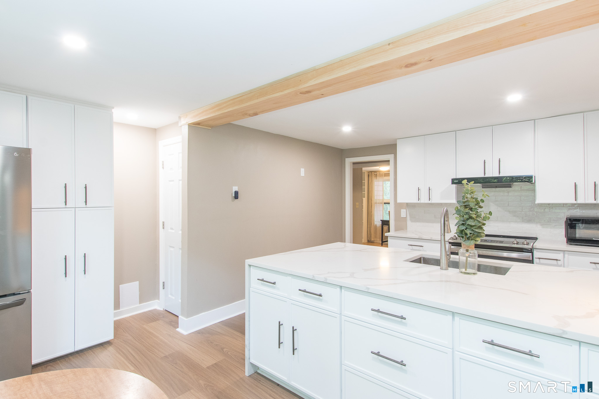 211 New Canaan Road