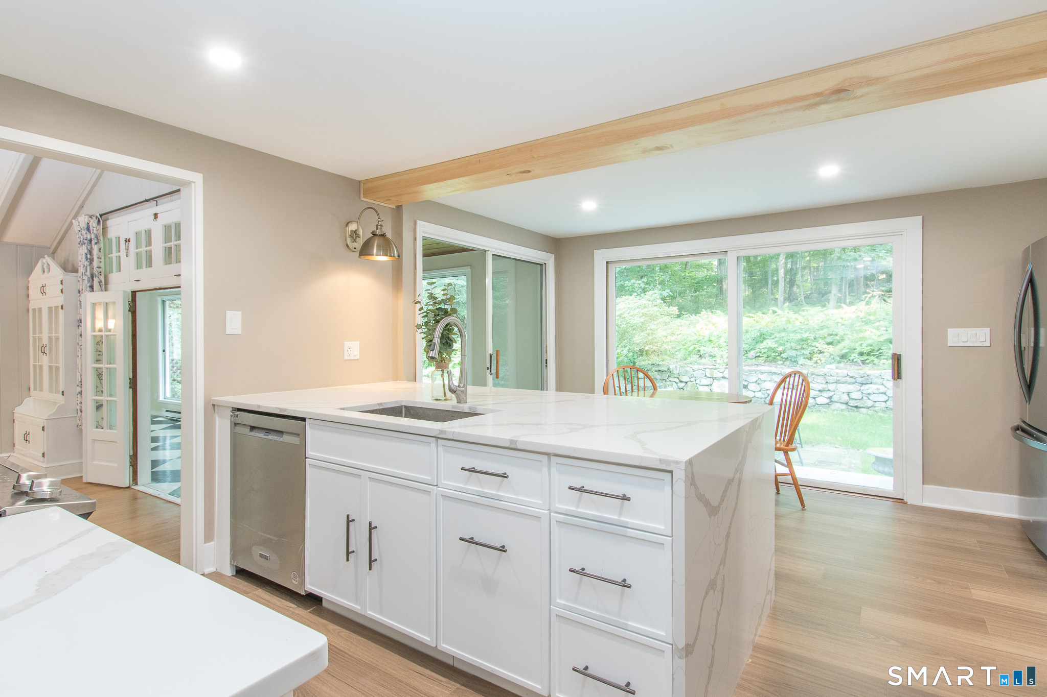 211 New Canaan Road