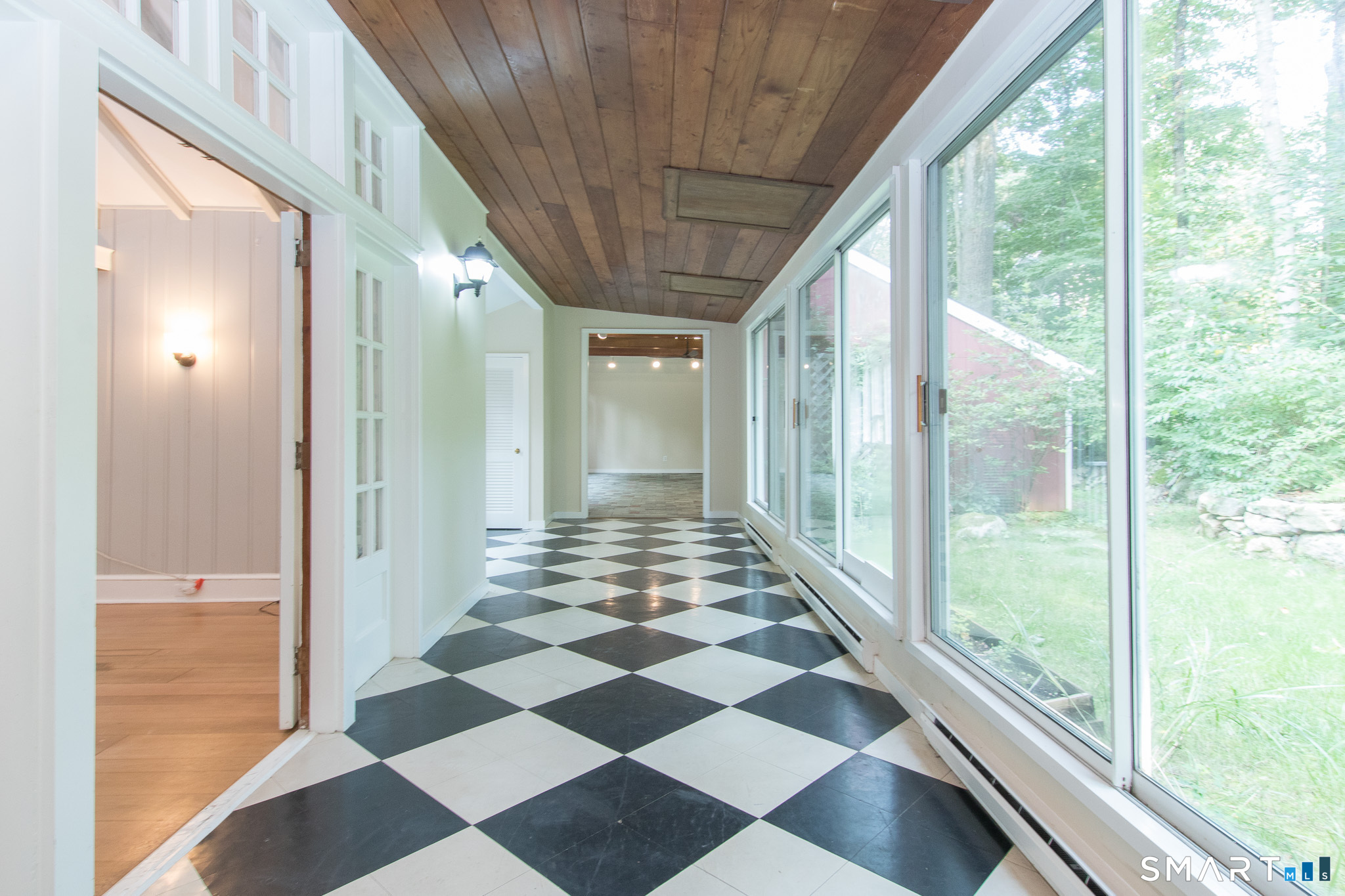 211 New Canaan Road