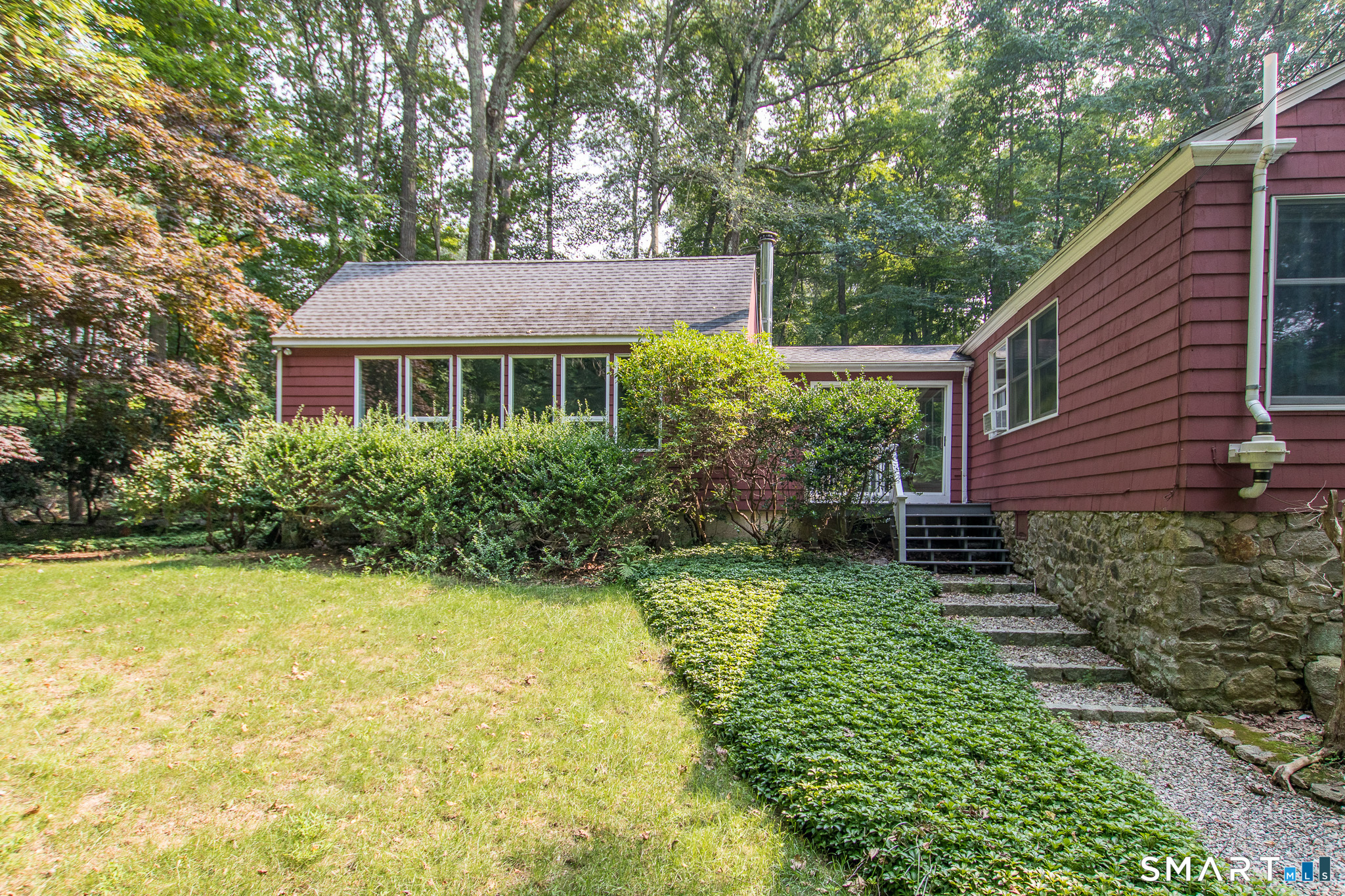 211 New Canaan Road