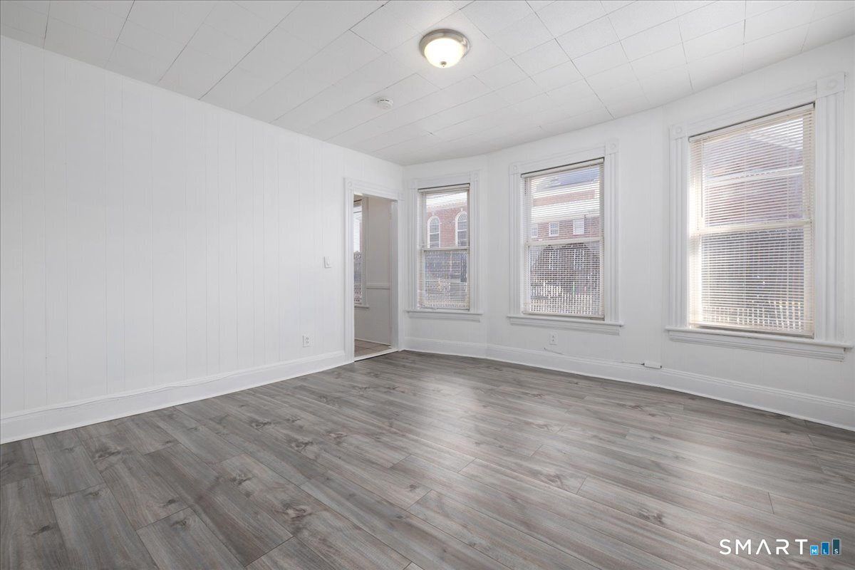 52-54 Hanover Street Unit: 1