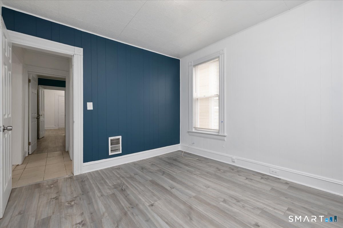 52-54 Hanover Street Unit: 1