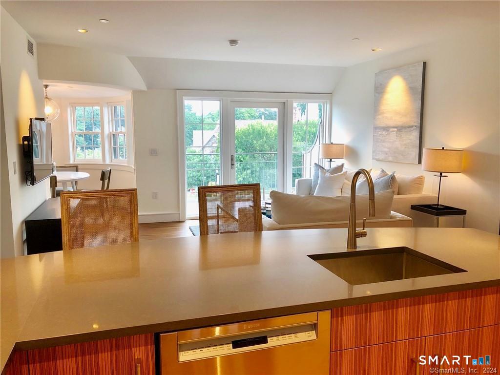 5 Church Lane Unit: 410