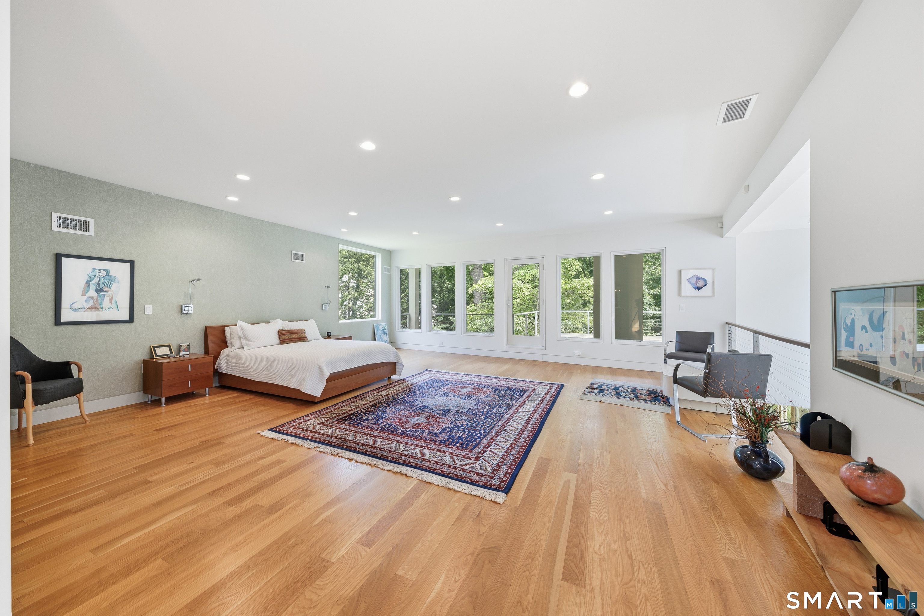 51 Maple Avenue South