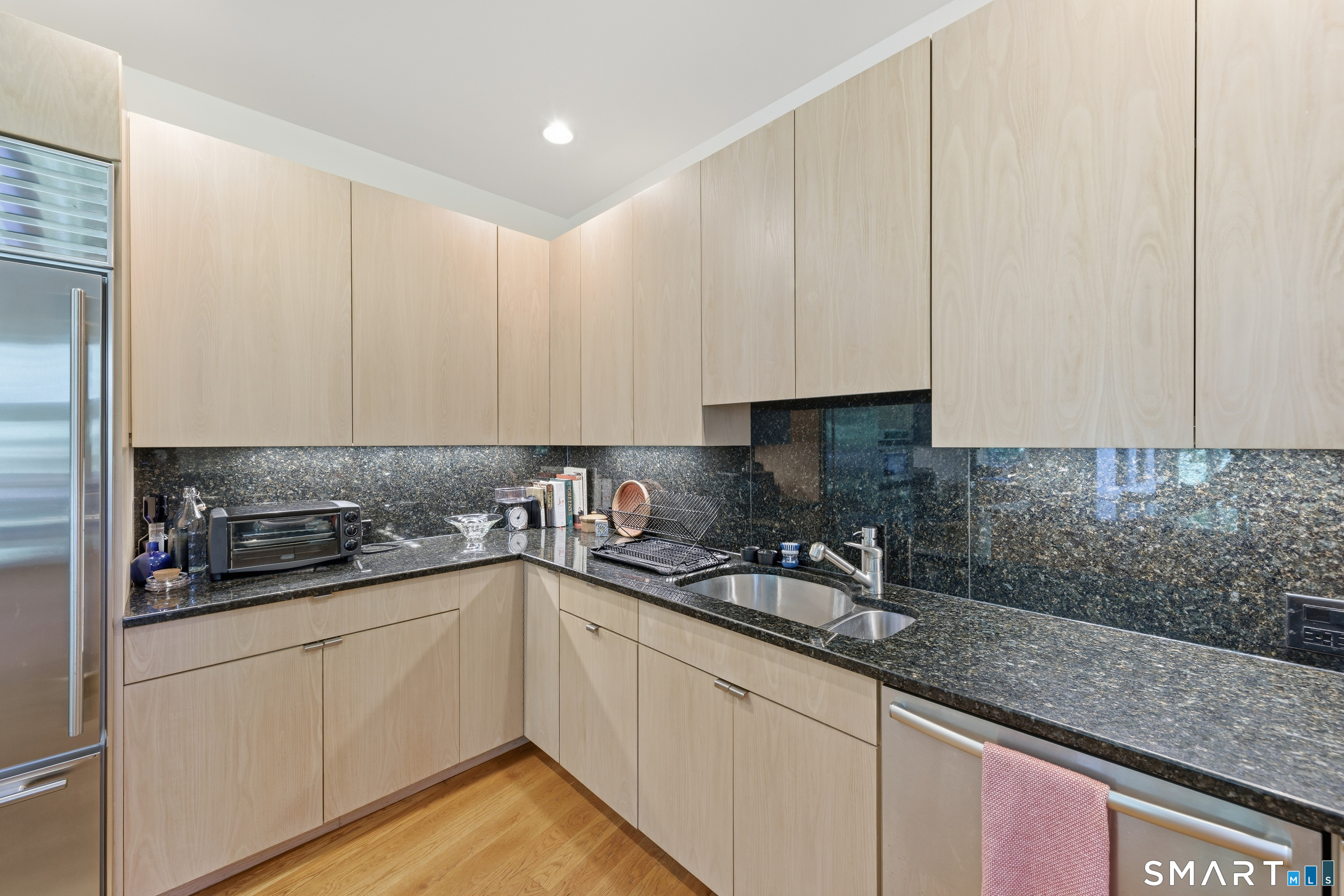 51 Maple Avenue South